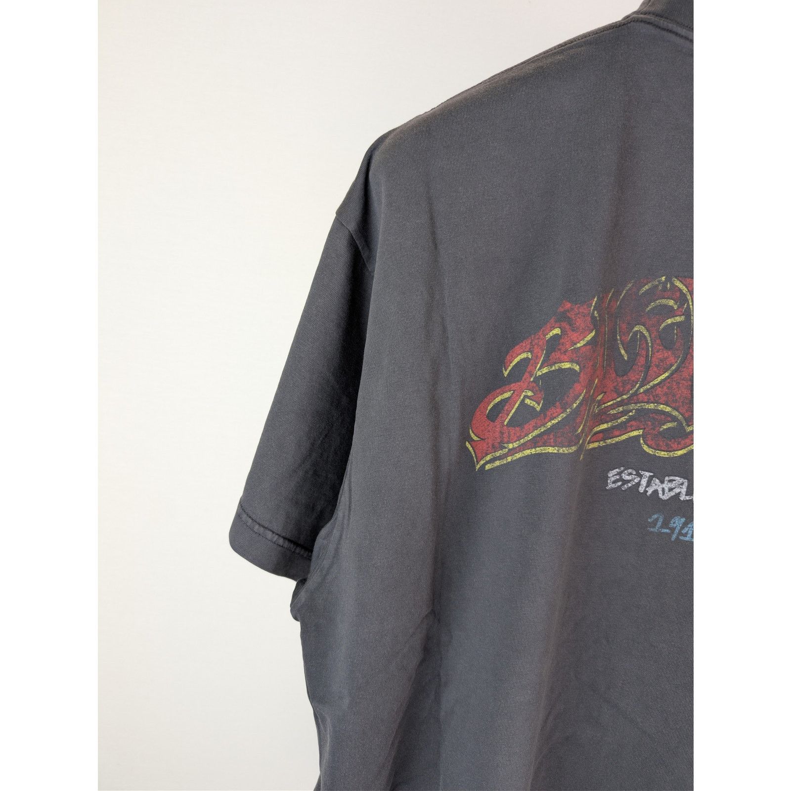 Balenciaga o1rshd1 Offshore Oversized Vintage Jersey T-Shirt in Black Size US M / EU 48-50 / 2 - 14 Thumbnail