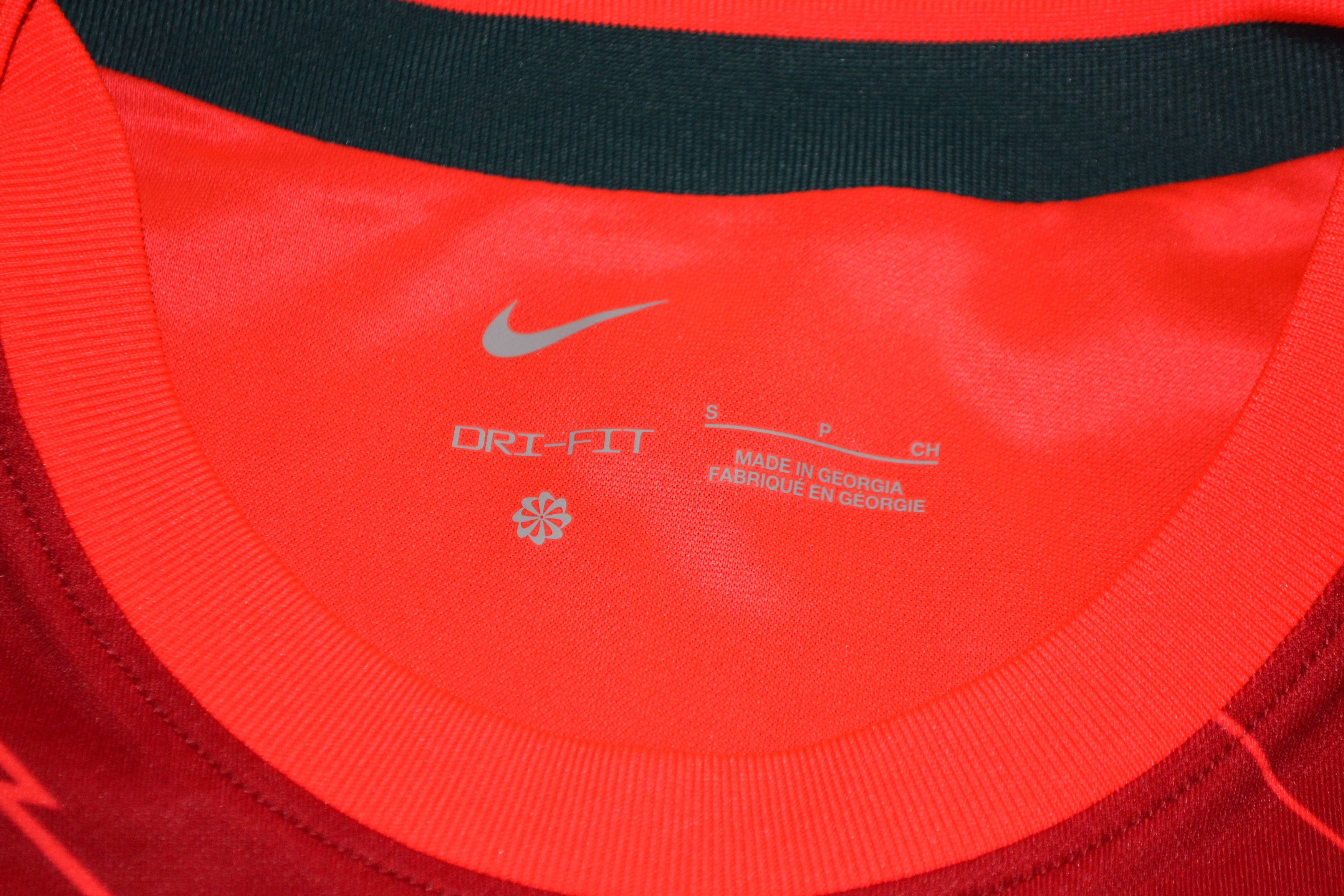 Nike Liverpool Home Kit Shirt 2021 2022 Soccer Jersey Size US S / EU 44-46 / 1 - 3 Thumbnail