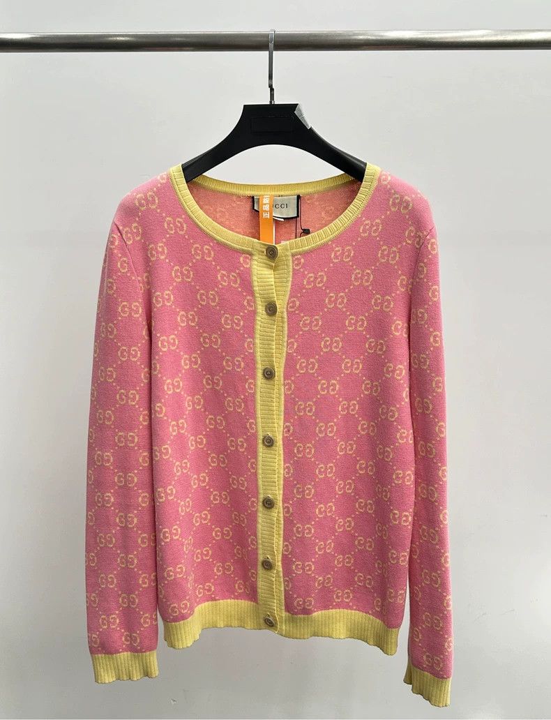 Gucci Gucci Logo Print Knit Sweater Pink Size US XL / EU 56 / 4 - 1 Thumbnail