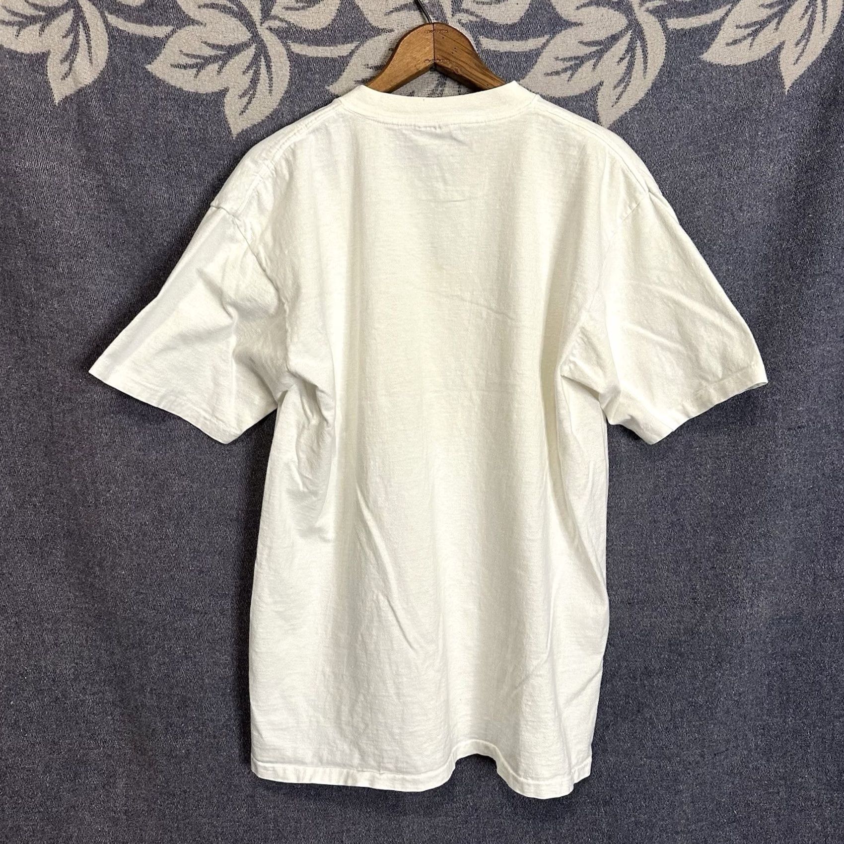 Vintage VINTAGE Oneita Americas Funniest Home Videos AFV White Tee Shirt T-Shirt 90s XL Mens Short Sleeve Crew Neck Cotton Logo 90s Funny Decade Vintage Size US XL / EU 56 / 4 - 5 Thumbnail