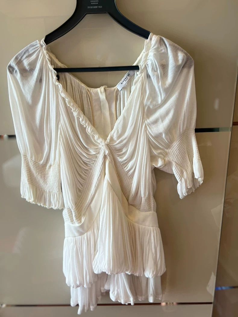 Givenchy Givenchy Design short-sleeve top Size S / US 4 / IT 40 - 1 Thumbnail