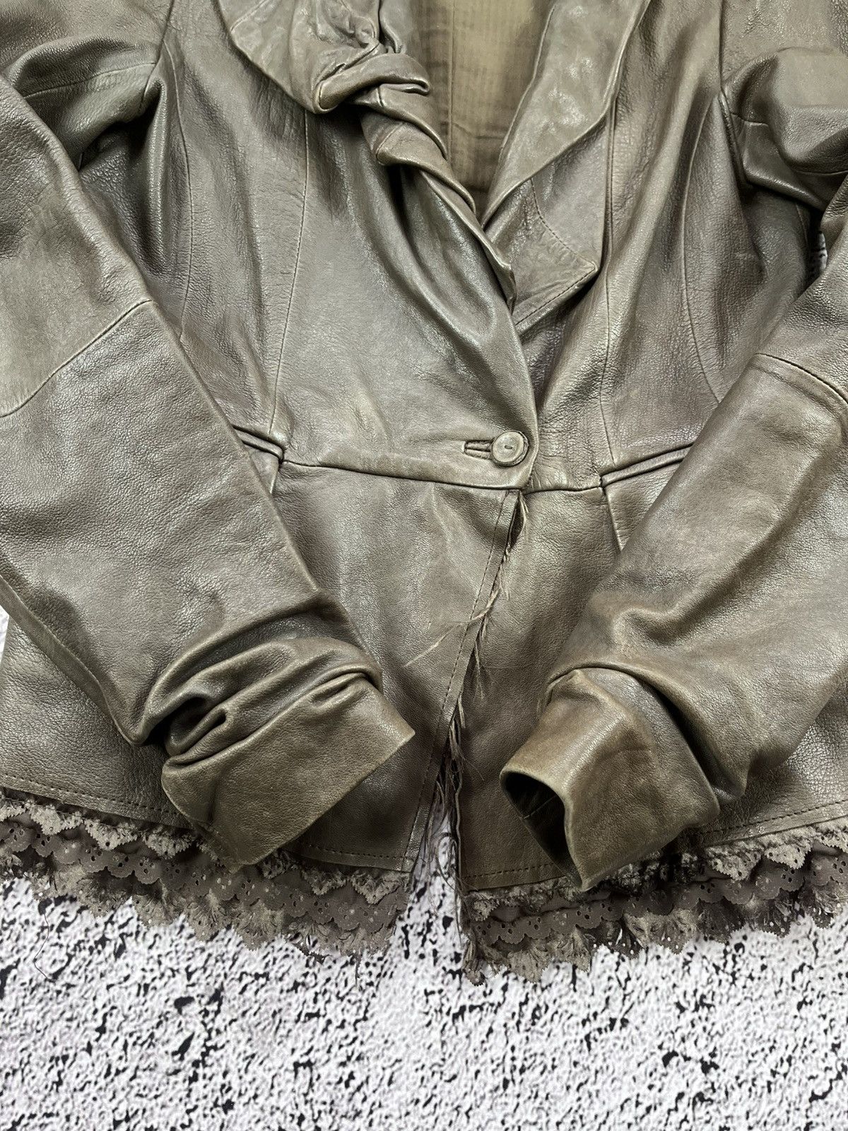 Essentiel Antwerp Leather jacket Essentiel Antwerp vintage vibe avant garde Size XS / US 0-2 / IT 36-38 - 8 Thumbnail