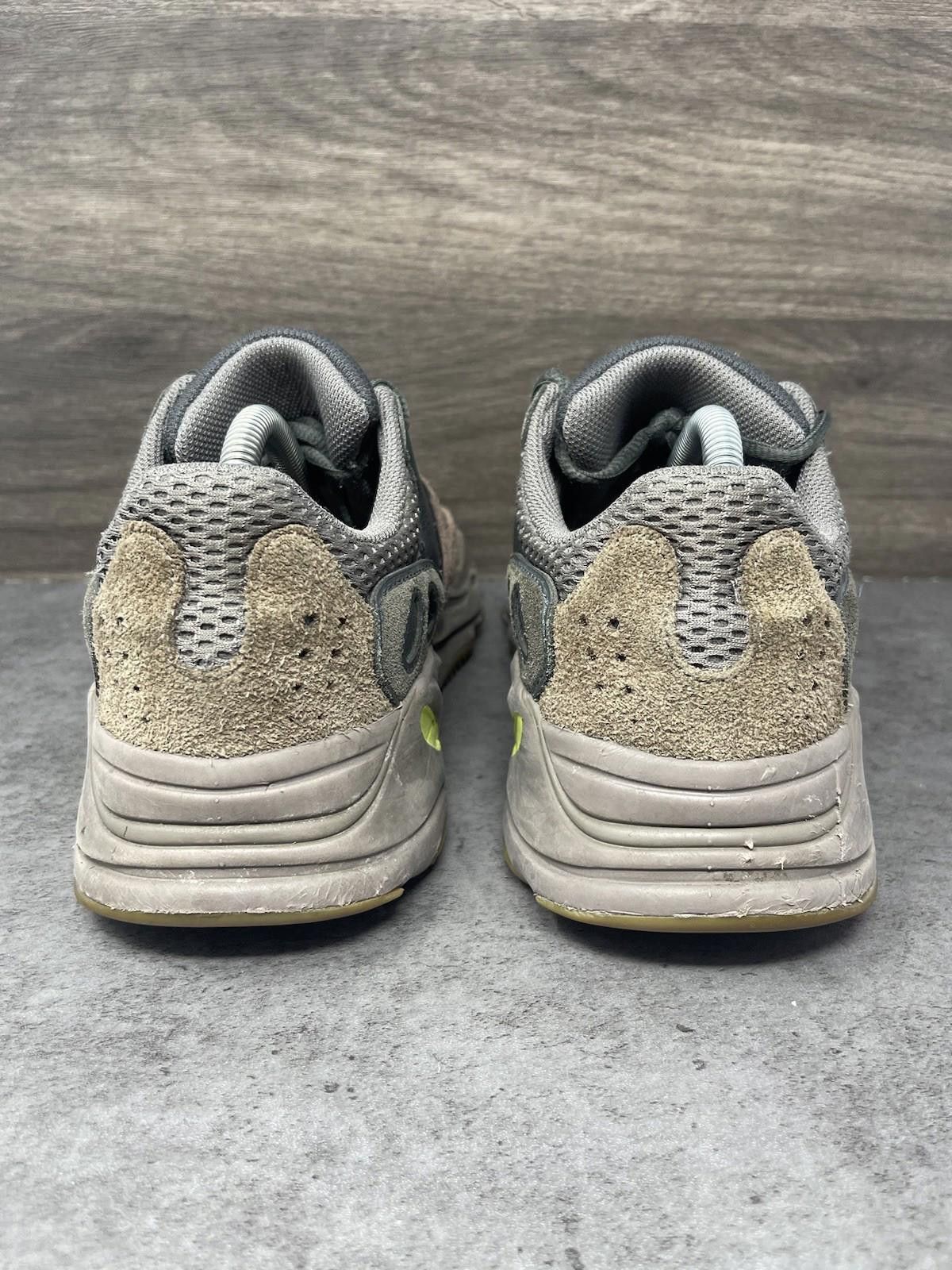 Adidas Adidas Yeezy Boost 700 Mauve Size 7 Mens Brown Sneakers Size US 7 / EU 40 - 6 Thumbnail