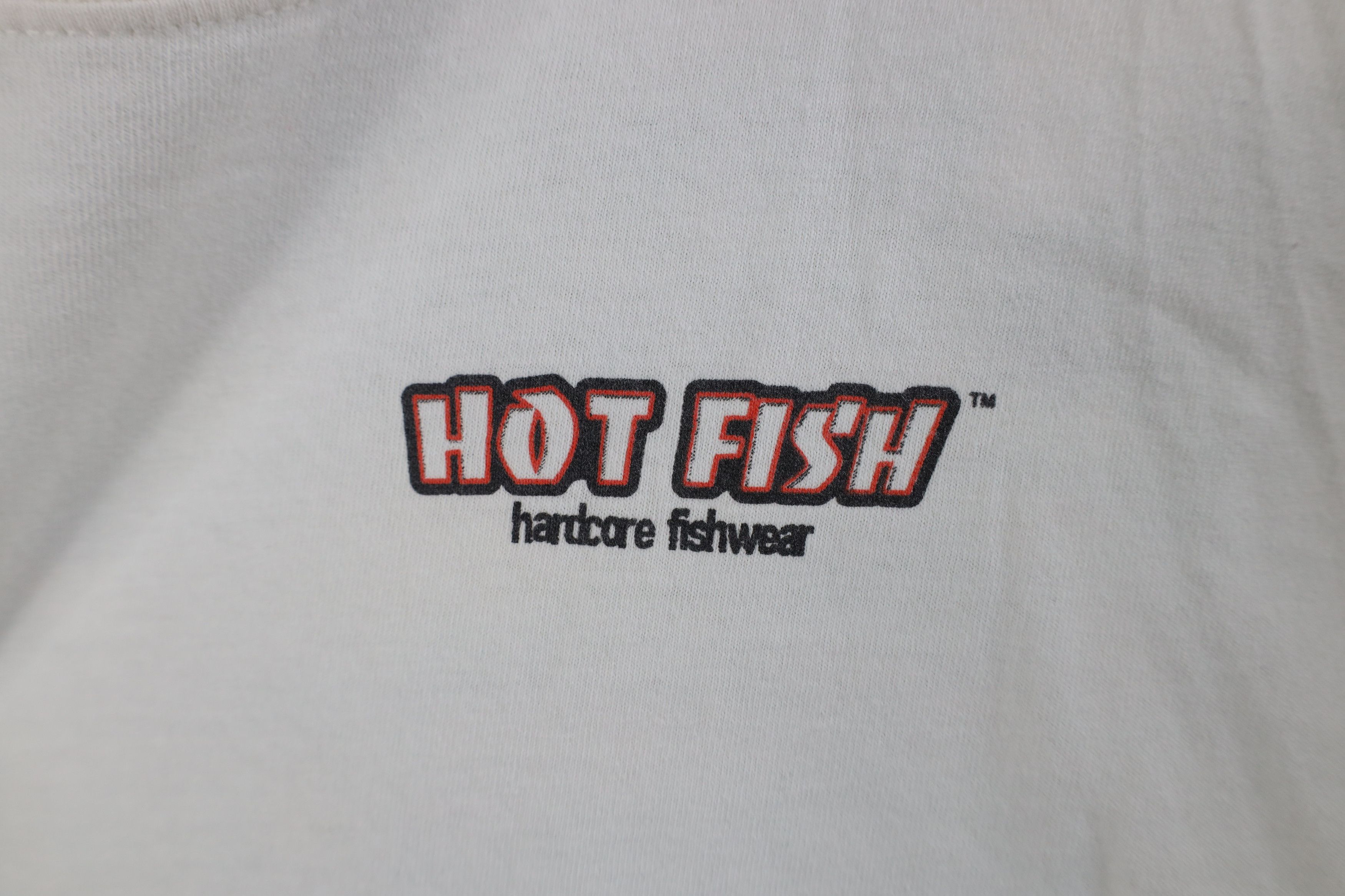 Vintage Vintage 90s Y2K Streetwear Hot Fish Largemouth Bass T-Shirt Size US XL / EU 56 / 4 - 4 Thumbnail
