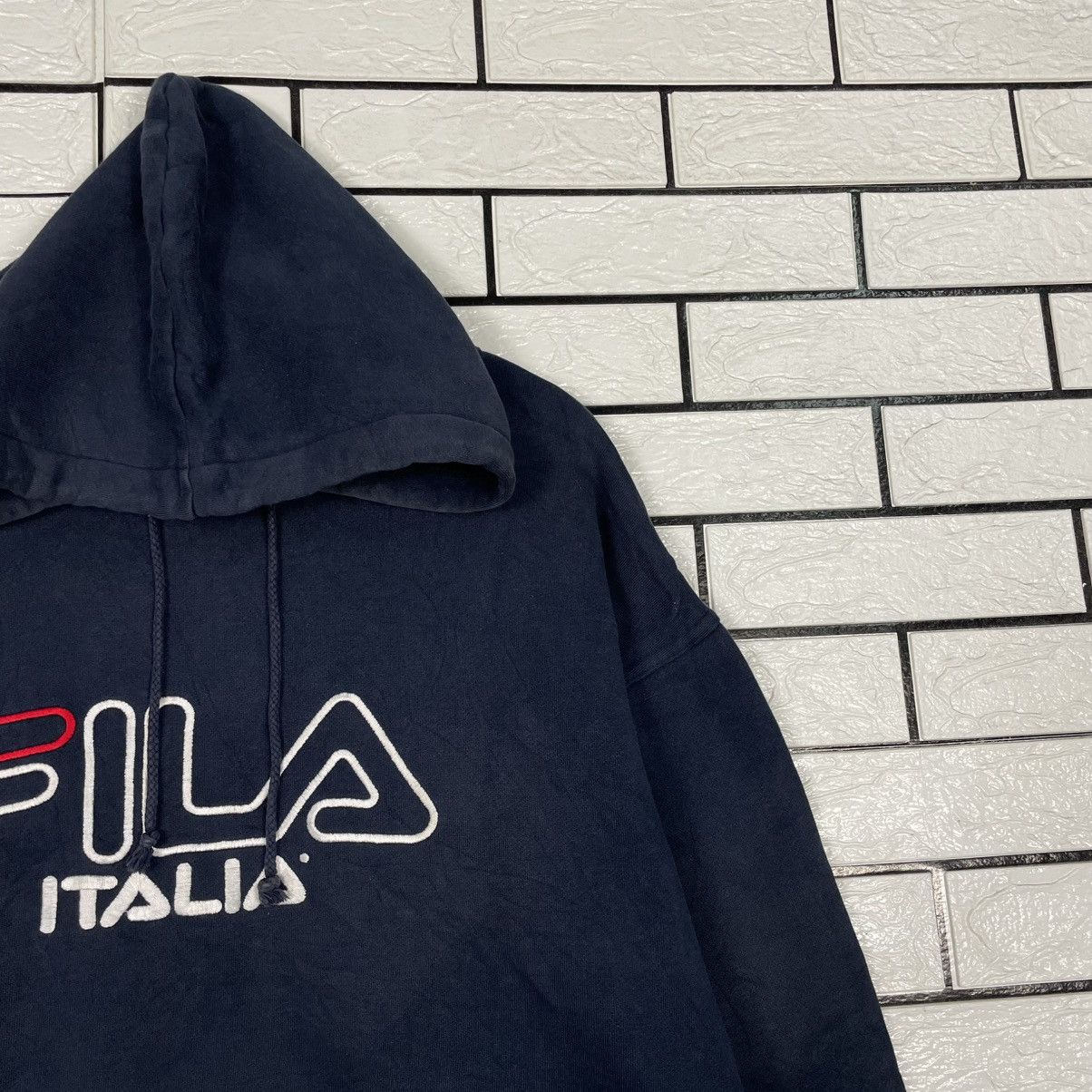 Fila Vintage Fila Italia Big Logo Hoodie Size US L / EU 52-54 / 3 - 5 Thumbnail
