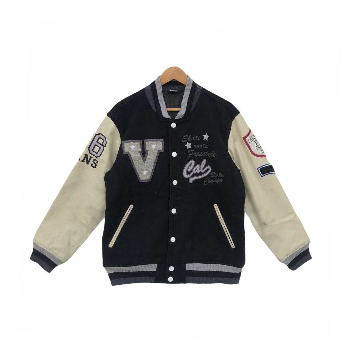 ジャケット・アウター 00s Vans scull varsity stadium jacket 00s Vans scull varsity stadium jacket