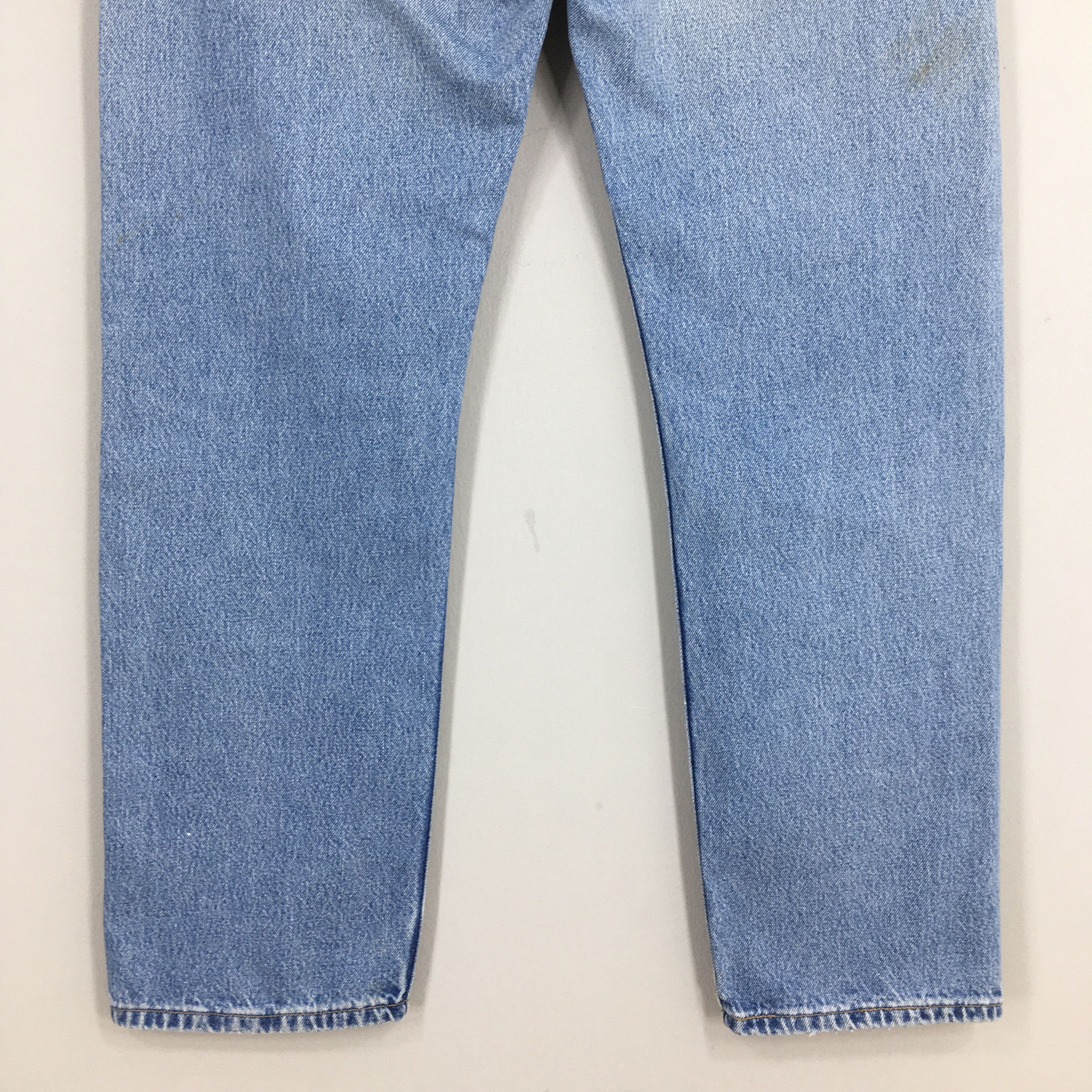 Levi's Size 33x30 Vintage Levi's 505 Light Wash Zipper Jeans S272 Size US 33 - 12 Thumbnail