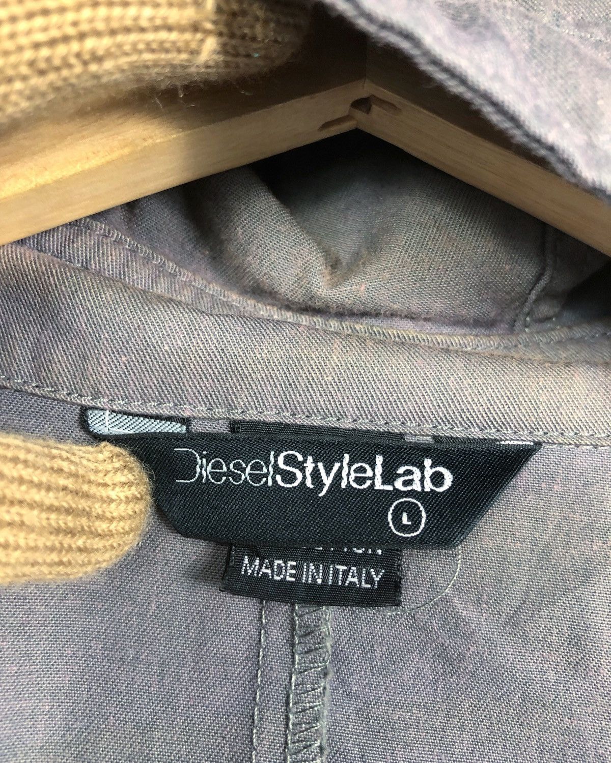 Diesel Rare Diesel Style Lab Sun Faded Hoodie Jacket Made in Italy Size US L / EU 52-54 / 3 - 10 Thumbnail