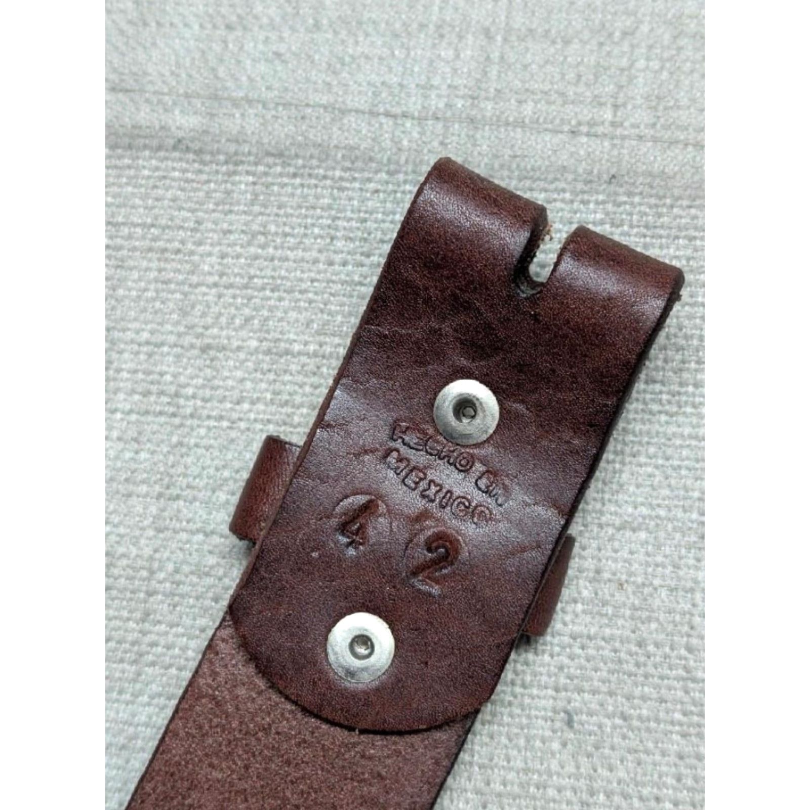 Vintage VINTAGE handcrafted western belt Men 40 brown cowhide leather buckle western belt Cowboy rodeo width 1-1/2" 40 inches Boys/Mens Size 40 - 6 Thumbnail