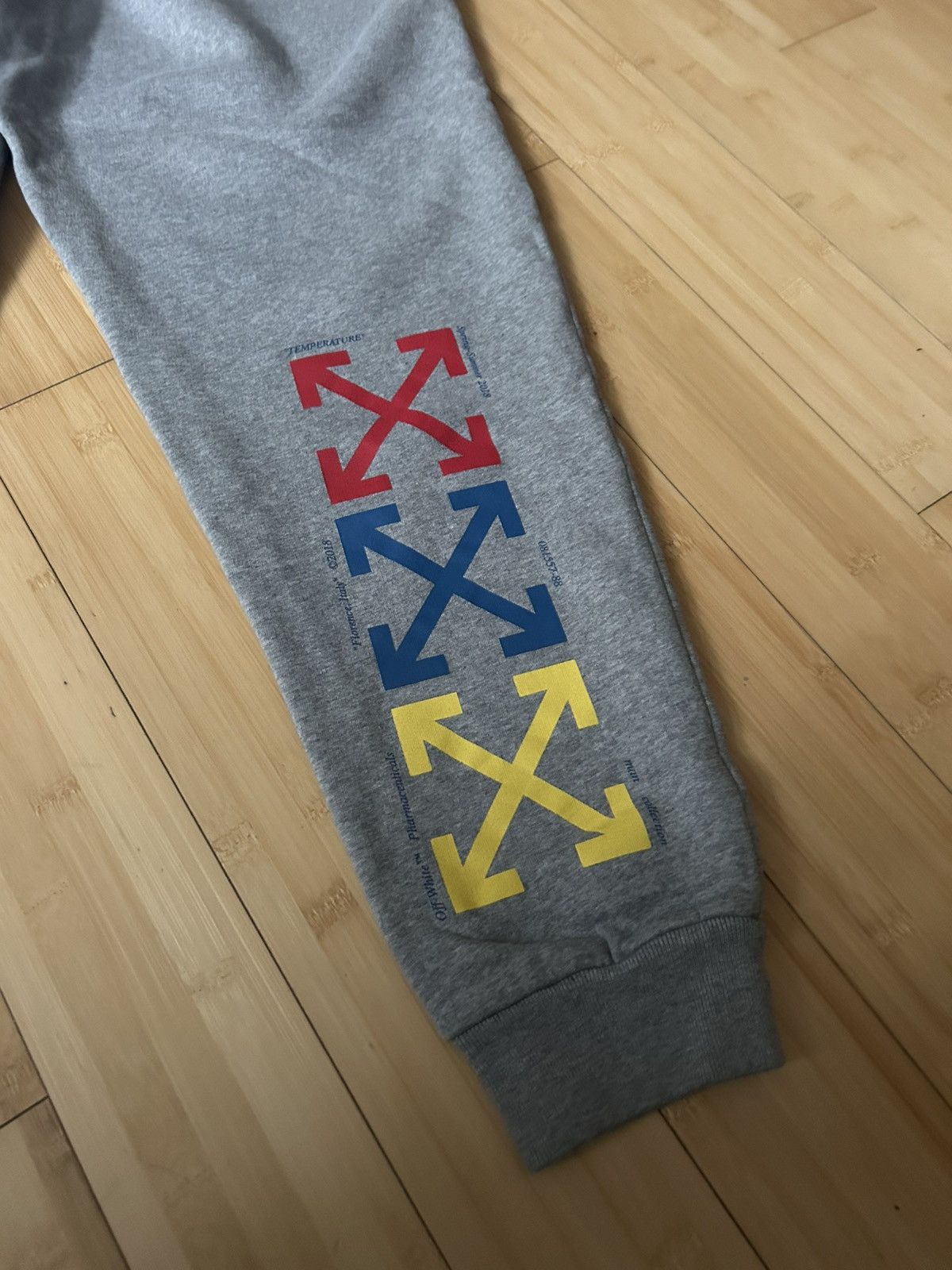Off-White Off-White sweatpants size M brand new Size US 30 / EU 46 - 2 Thumbnail
