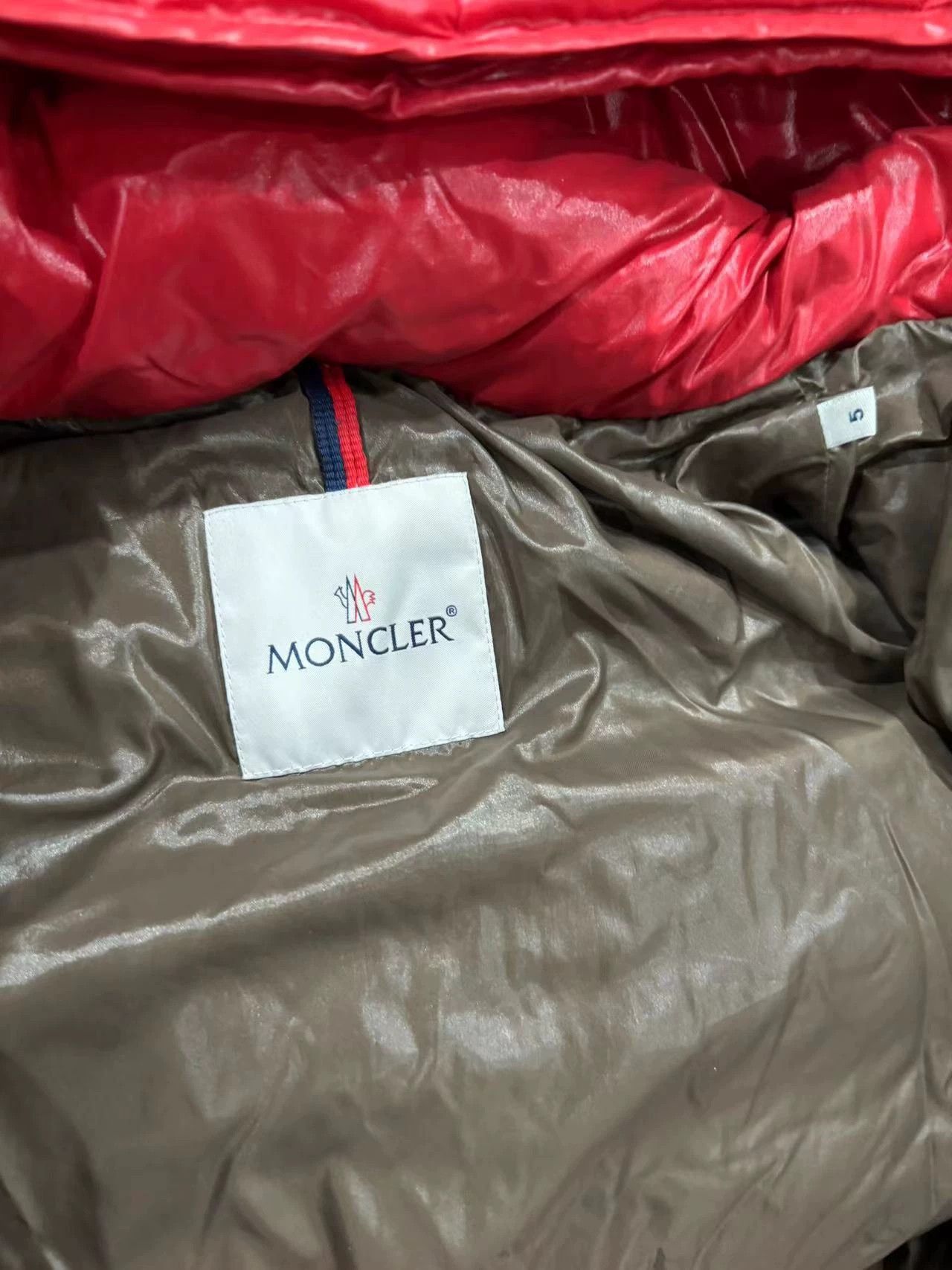 Moncler Moncler Maya Down Jacket Size 5 Authentic Size XXL / US 16-18 / IT 52-54 - 3 Thumbnail