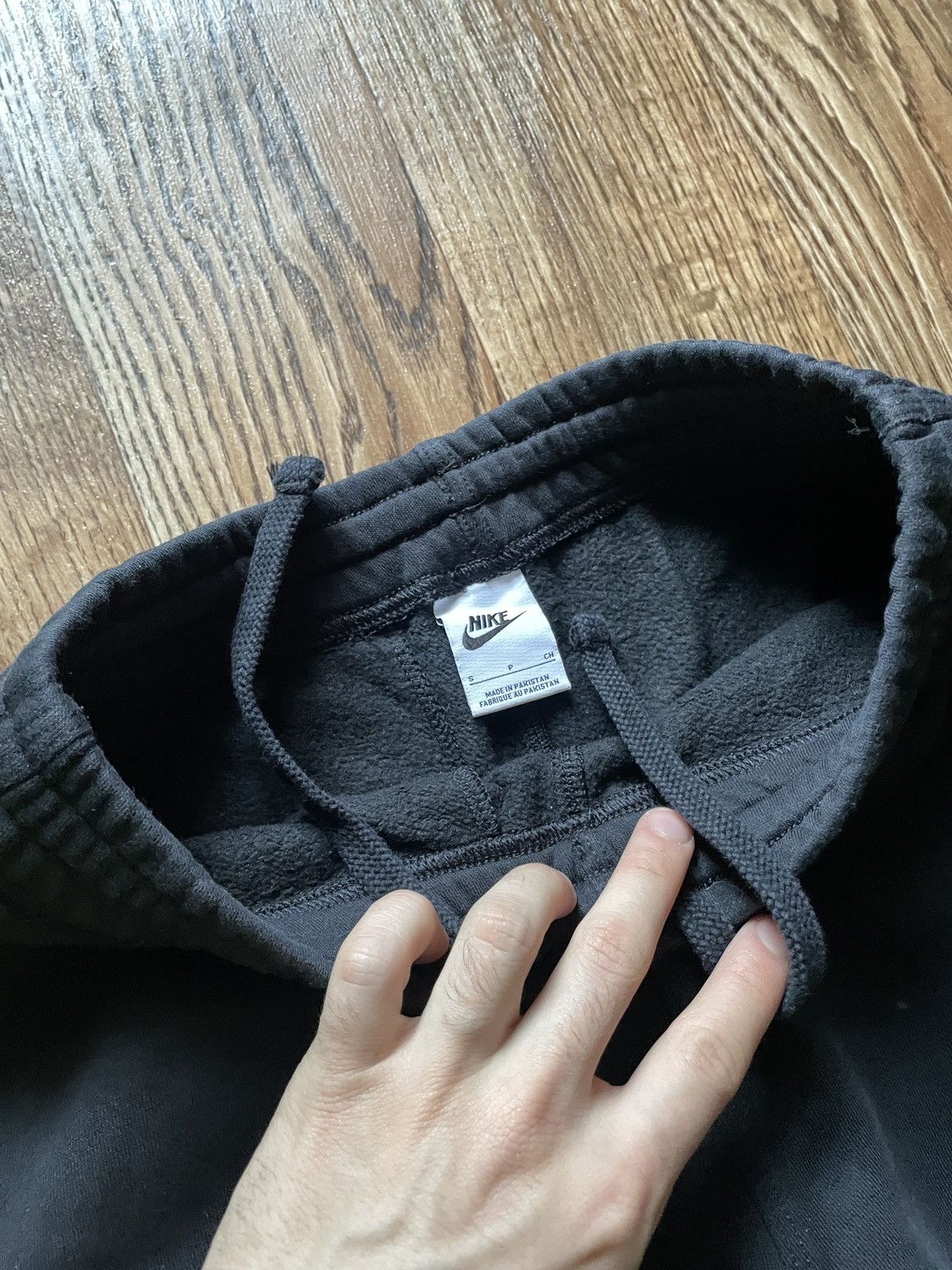 Nike Vintage Nike Black Sweatpants Size US 30 / EU 46 - 5 Thumbnail