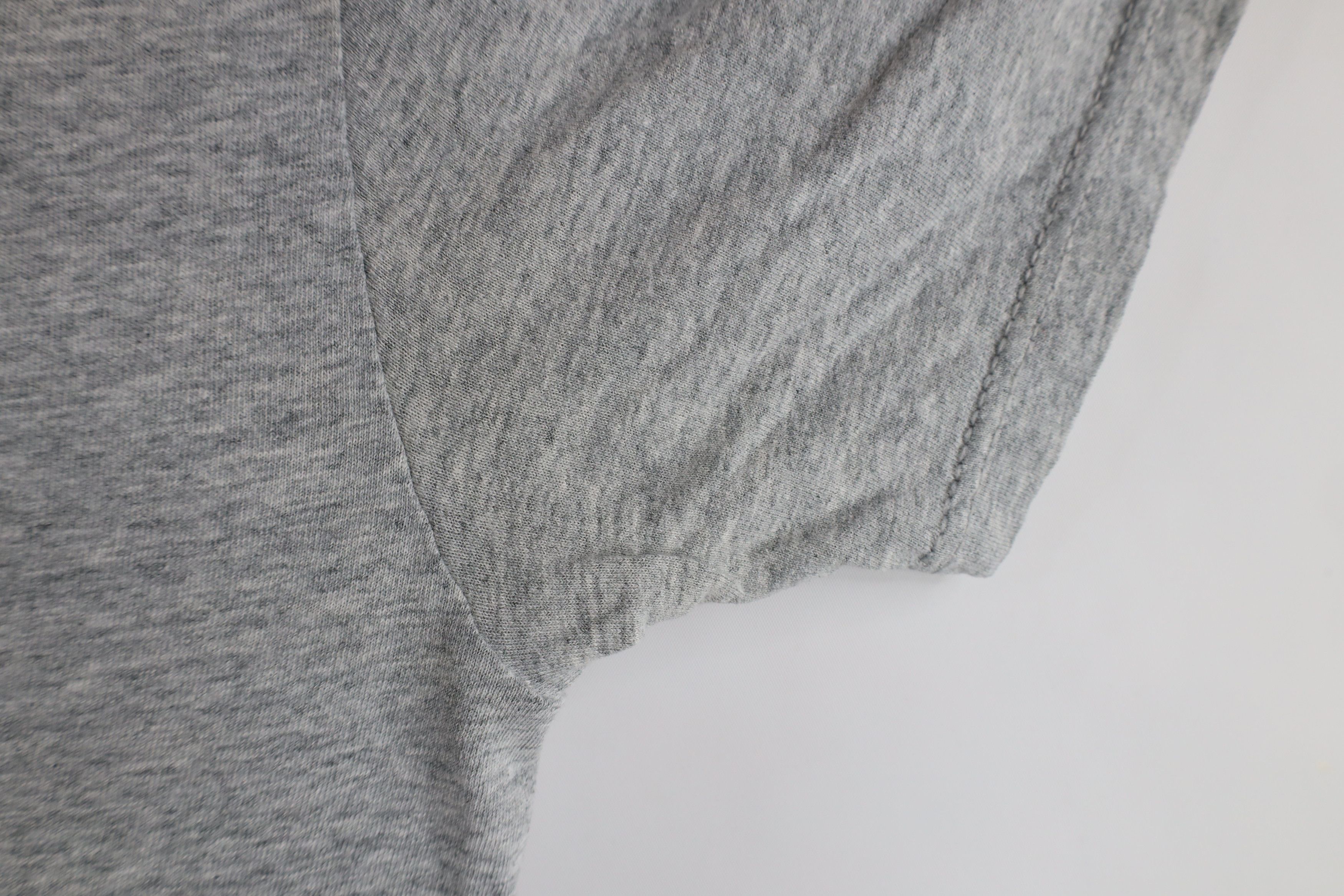 Vintage Vintage 90s Streetwear Short Sleeve T-Shirt Heather Gray Size US L / EU 52-54 / 3 - 8 Thumbnail