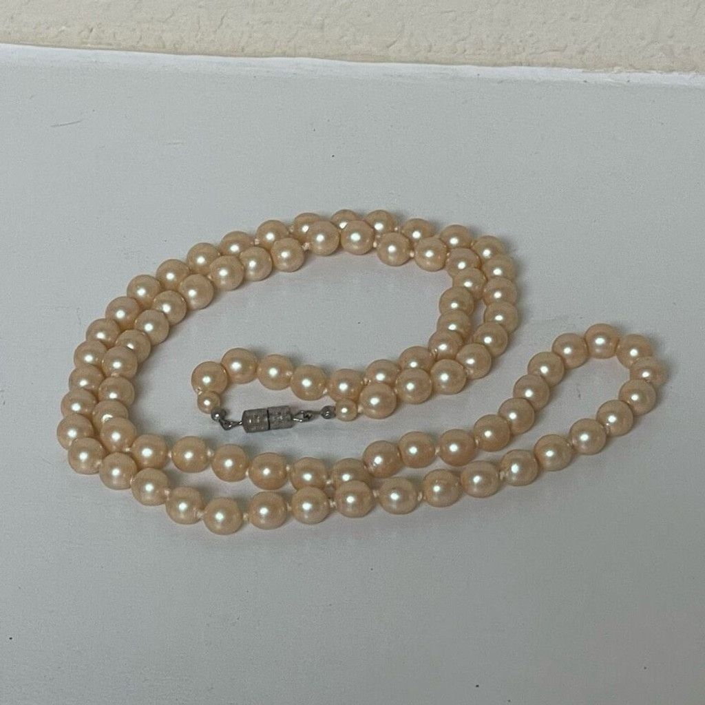 Other Vintage Ladies 32” Strand Of Champagne 6mm Single Strand Size ONE SIZE - 3 Thumbnail