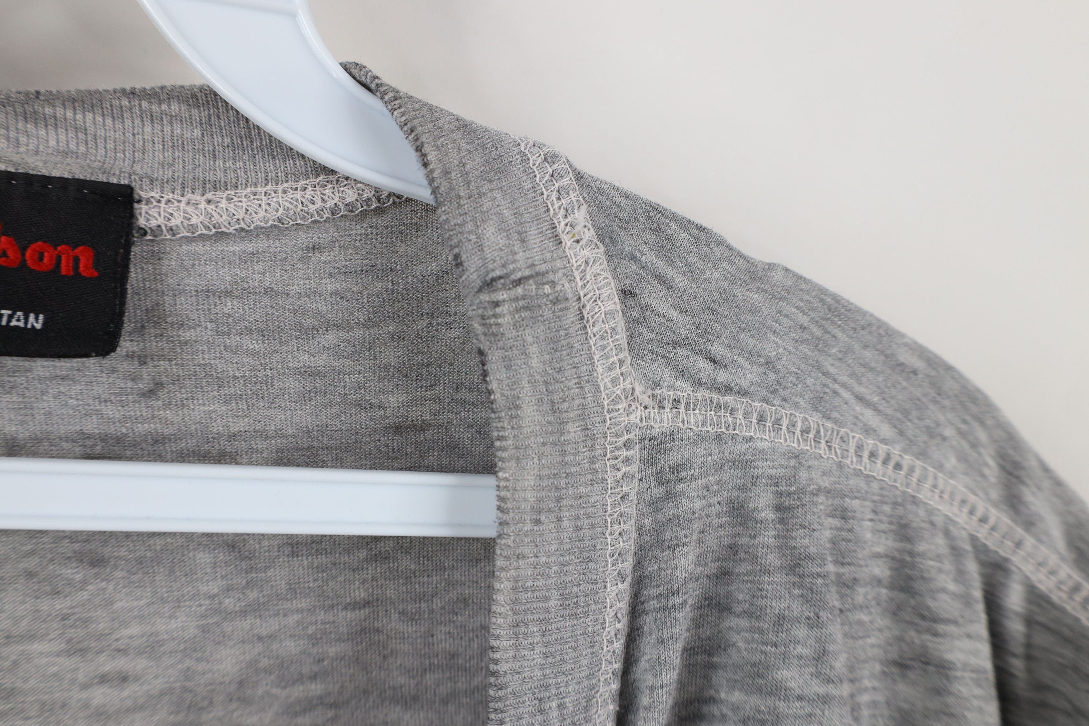 Vintage Vintage 90s Wilson Spell Out Sleeveless Muscle T-Shirt Gray Size US XXL / EU 58 / 5 - 9 Thumbnail