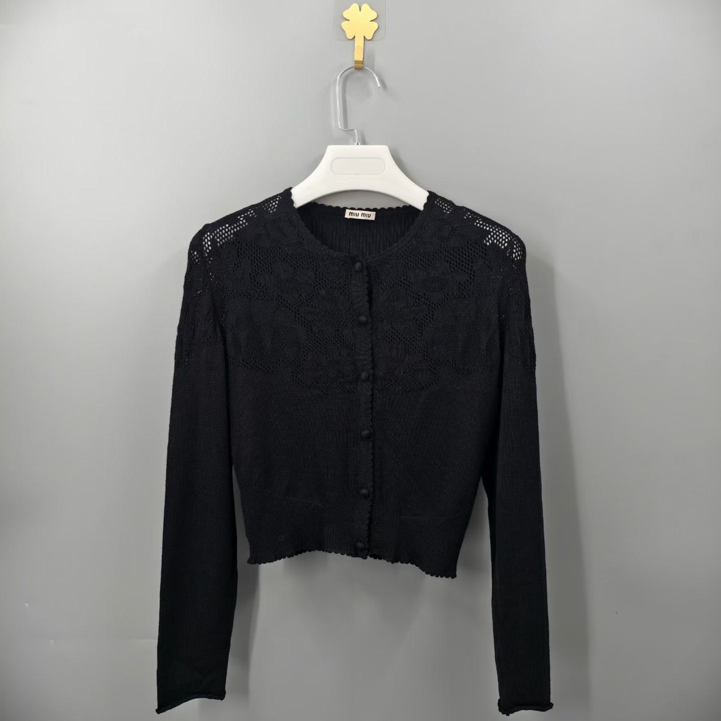 Miu Miu Miu Miu Black T-Shirt M Women Size M / US 6-8 / IT 42-44 - 1 Thumbnail