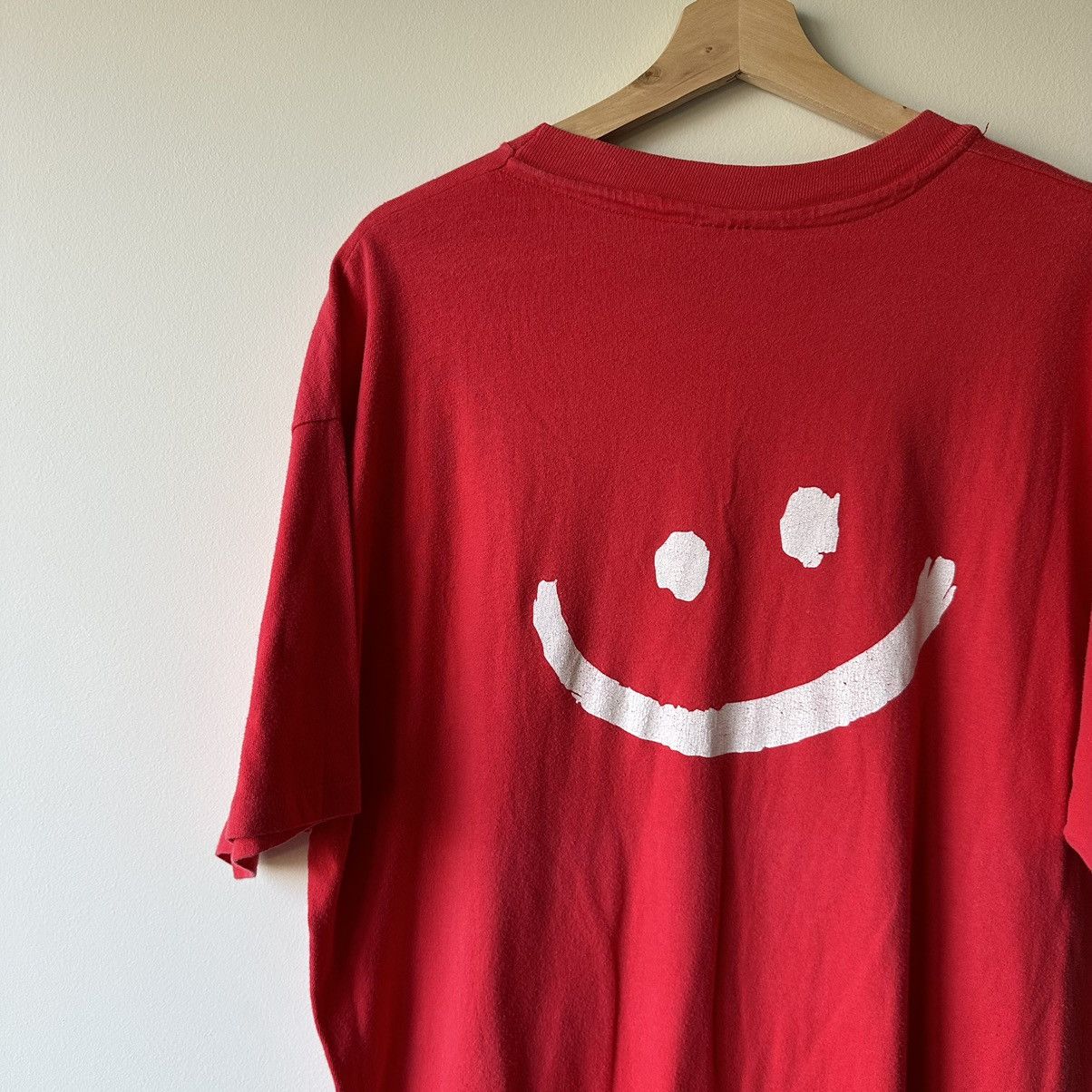 Hanes × Vintage Vintage 90s Happy Smiley Face Hanes Beefy Drawing Shirt Size US XL / EU 56 / 4 - 1 Thumbnail