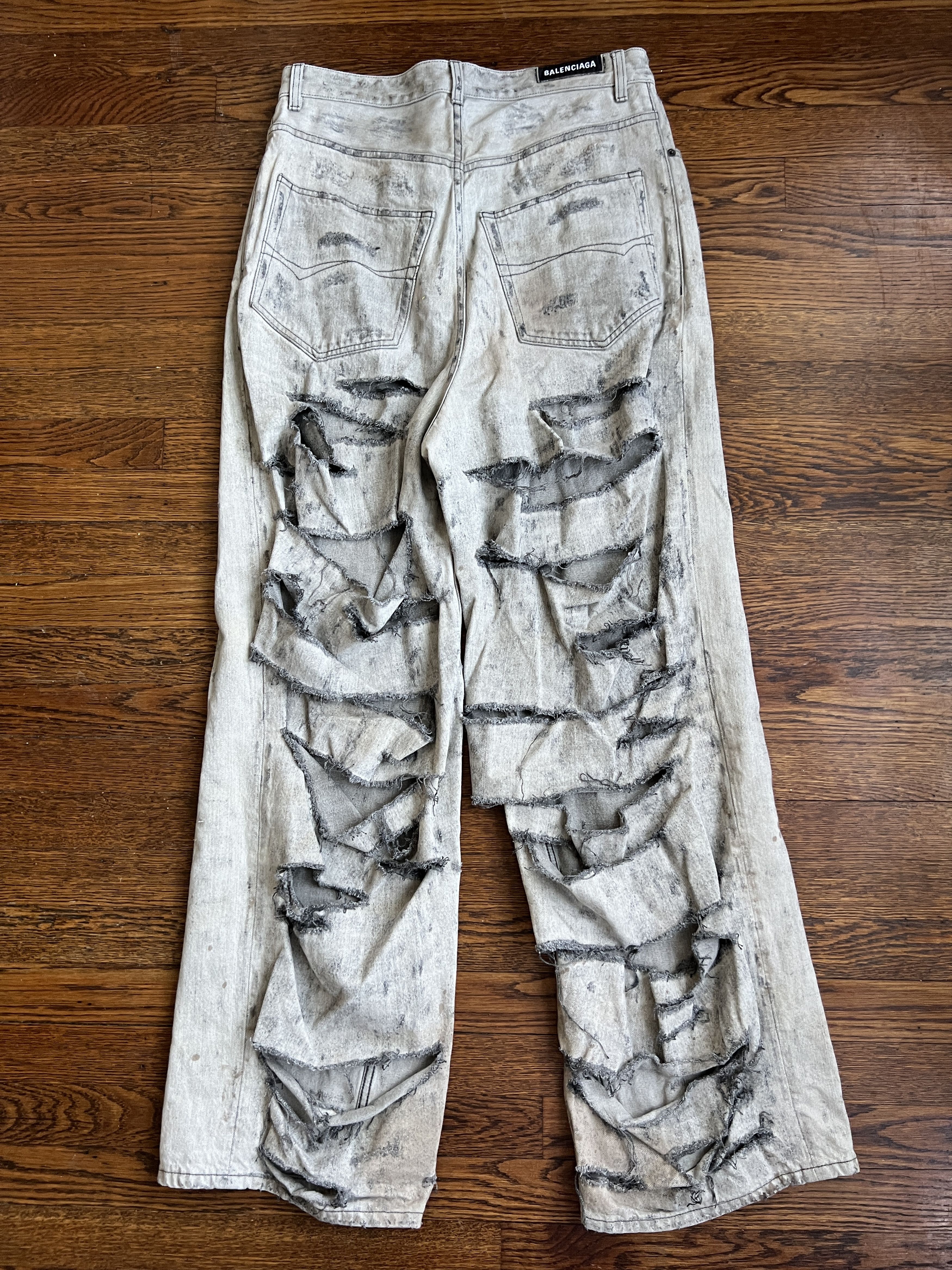 Balenciaga SS23 VIC MUD SHOW SUPER DESTROYED JEANS Size US 28 / EU 44 - 2 Thumbnail