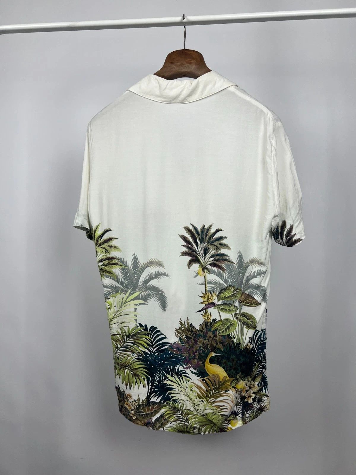 Baldessarini Baldessarini Men's Animal Floral Pattern Hawaiian Shirt Size US S / EU 44-46 / 1 - 7 Thumbnail
