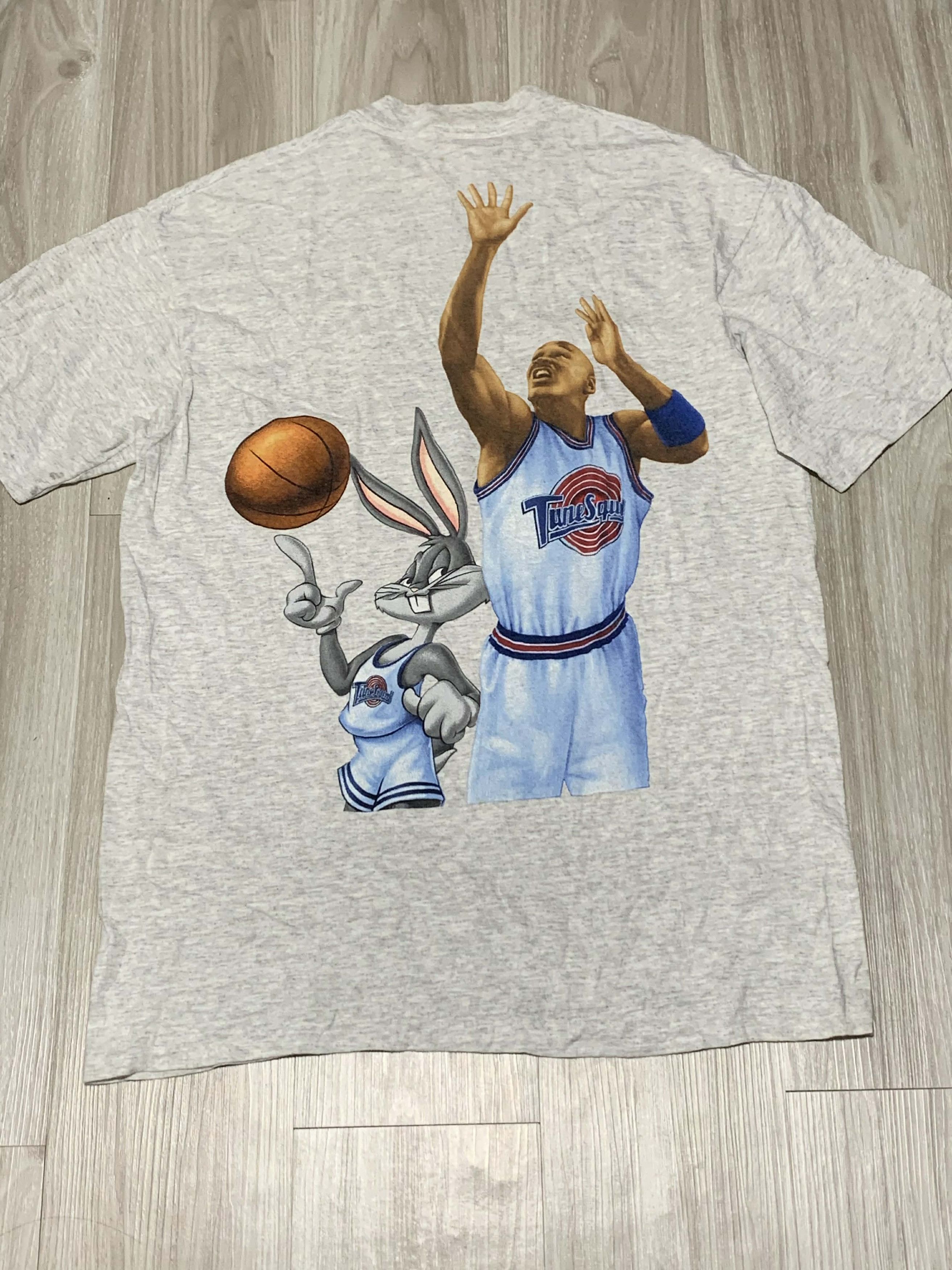 Warner Bros Vintage Warner Bros Space Jam Bugs Bunny Michael Jordan Tee Size US M / EU 48-50 / 2 - 2 Thumbnail