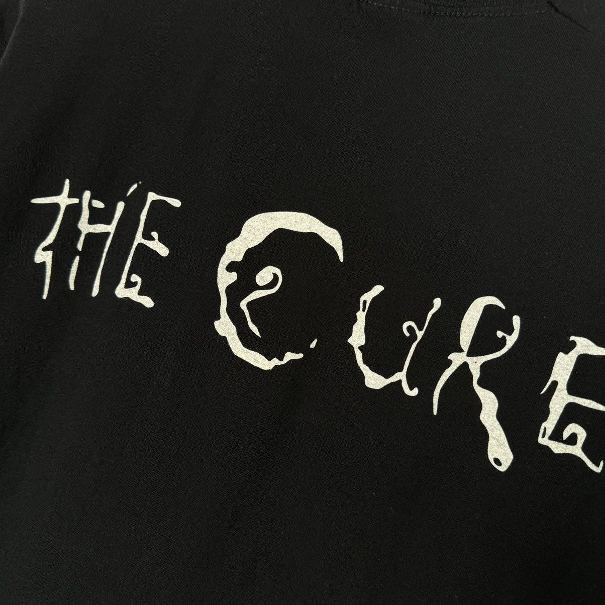 Band Tees Vintage Early 00s The Cure Robert Smith Euro T Shirt Size US L / EU 52-54 / 3 - 5 Thumbnail