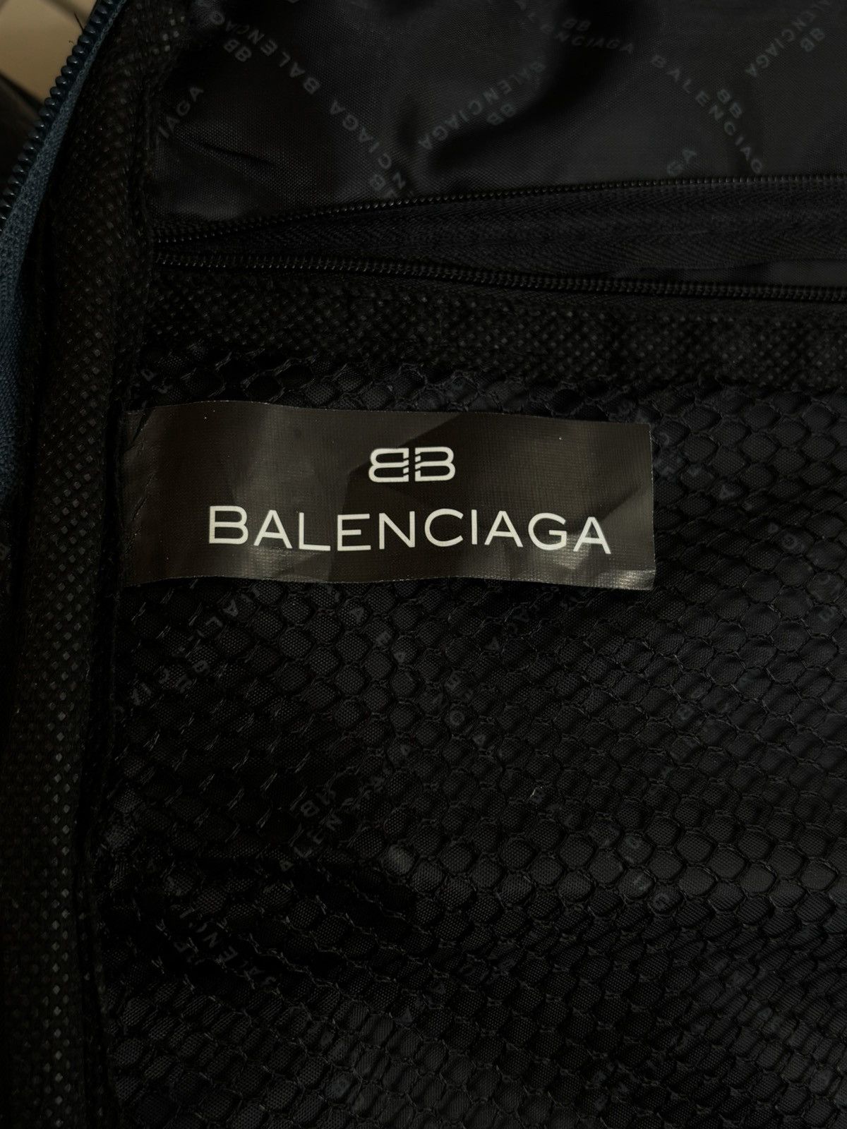 Balenciaga 1/5 Balenciaga Luggage Crocodile Effect Size ONE SIZE - 13 Thumbnail
