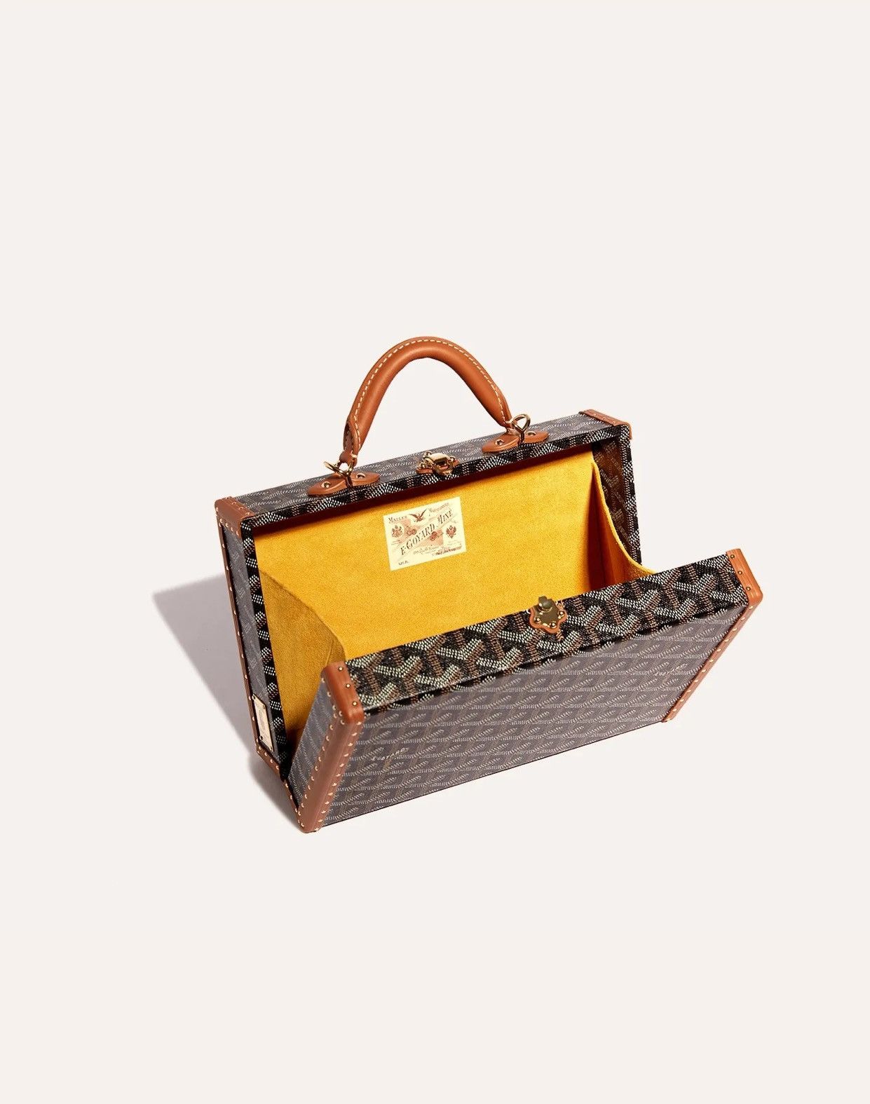 Goyard Grand hotel trunk w strap Size ONE SIZE - 4 Thumbnail