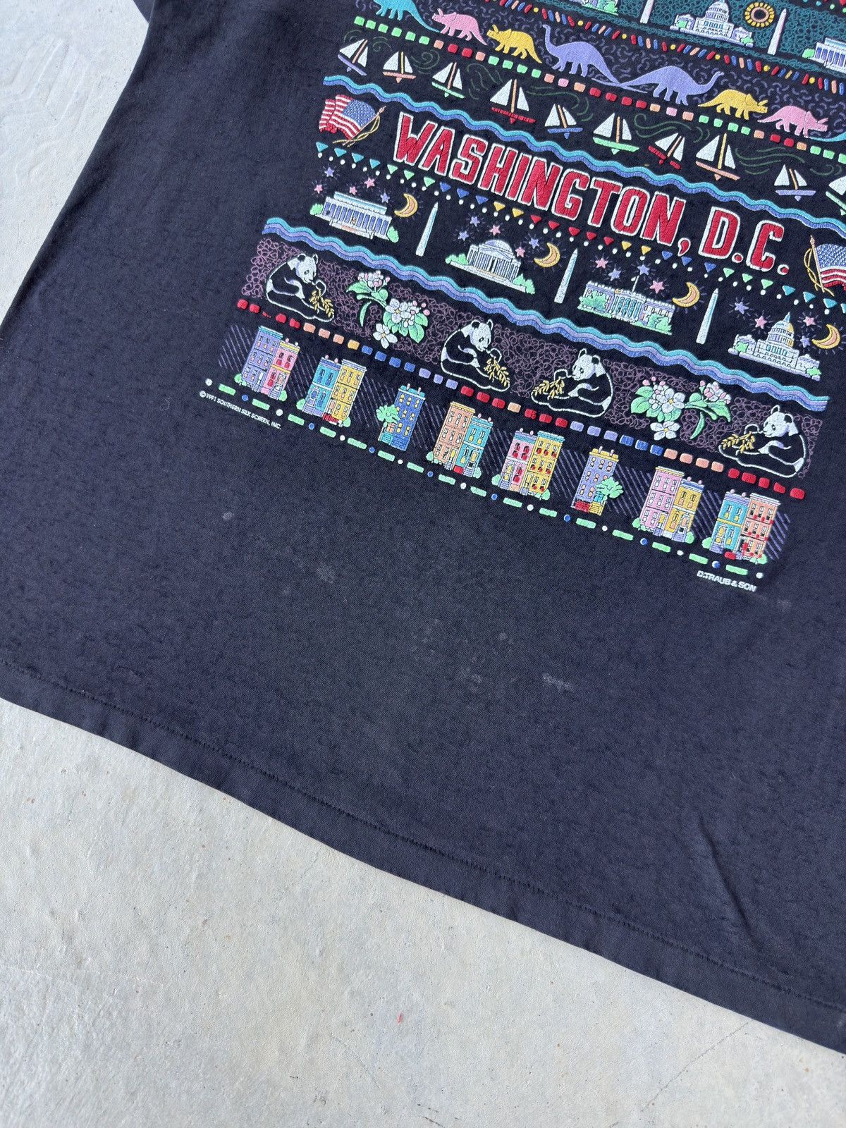 Vintage Vintage 1980s Washington DC Art T Shirt Size US XL / EU 56 / 4 - 5 Thumbnail