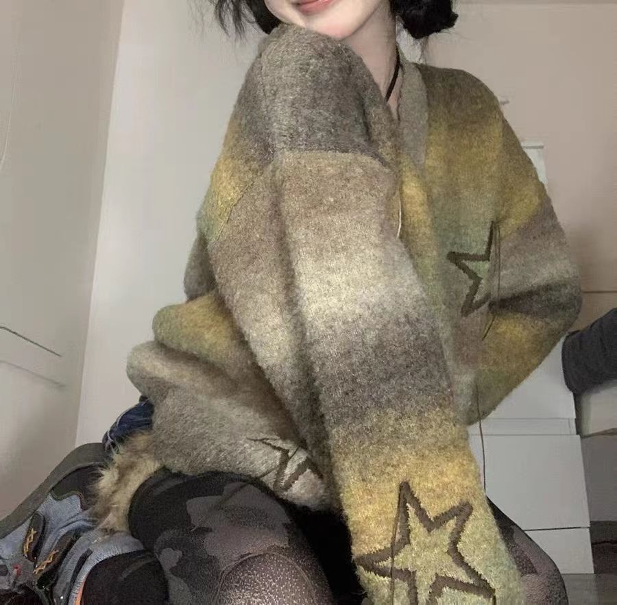 Vintage star fringed knitted sweater