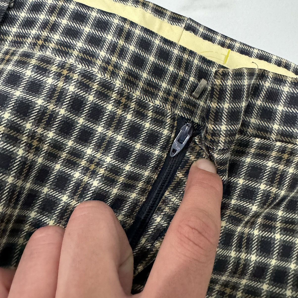 Vintage SICK TRUE VINTAGE 70s NAVY AND GOLD PLAID PANTS! Size US 36 / EU 52 - 9 Thumbnail
