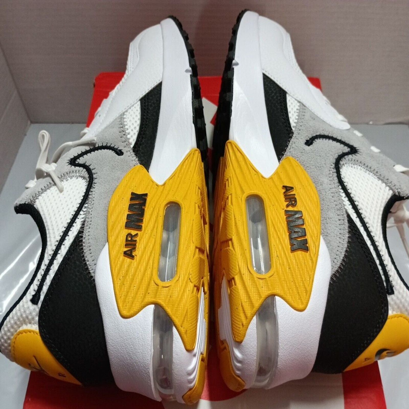 Nike Nike Men's 10.5 Air Max Excee White Black Gold Shoes Size US 10.5 / EU 43-44 - 7 Thumbnail