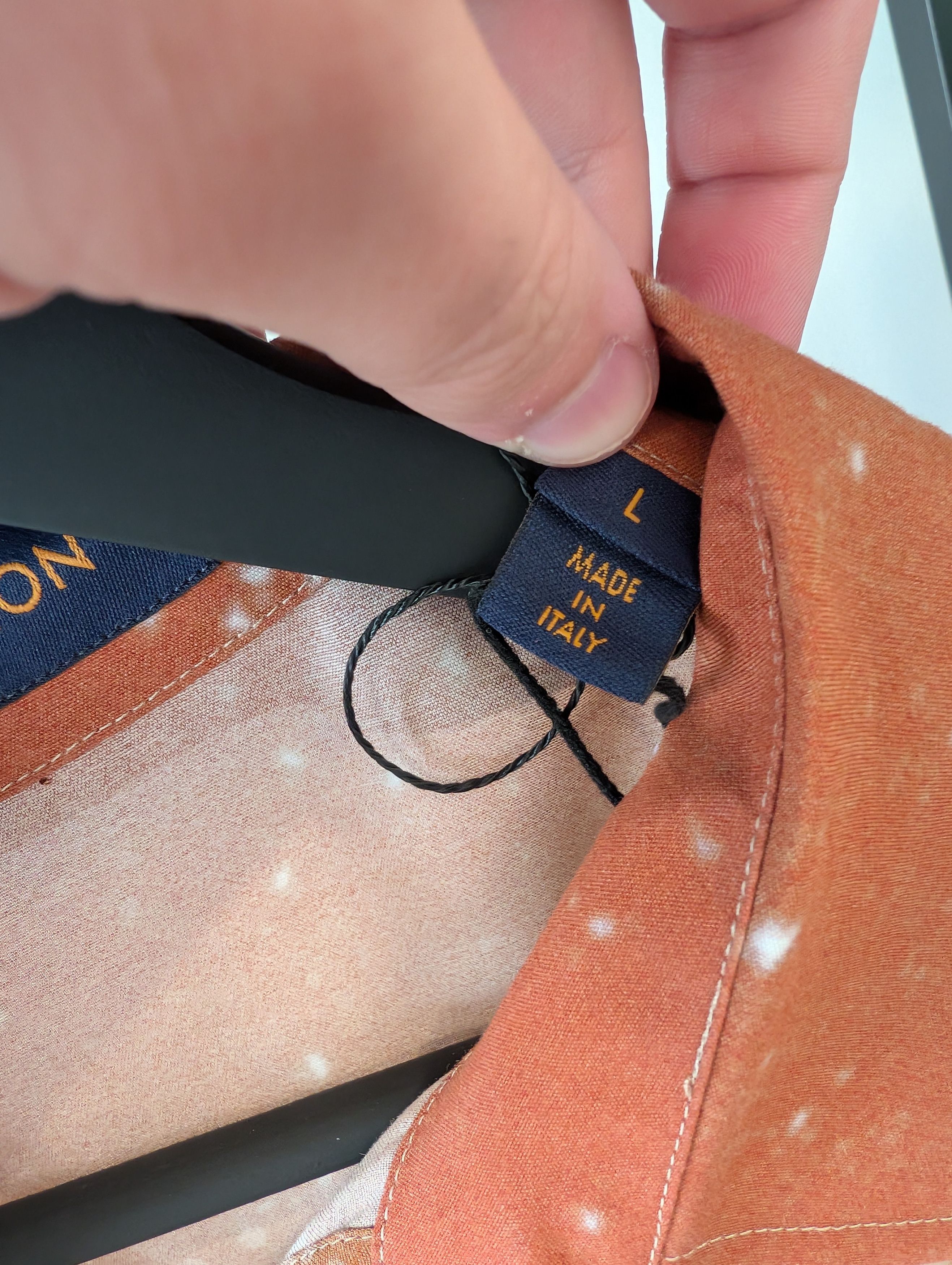 Louis Vuitton Louis Vuitton alien monogram button up shirt Size US L / EU 52-54 / 3 - 5 Thumbnail