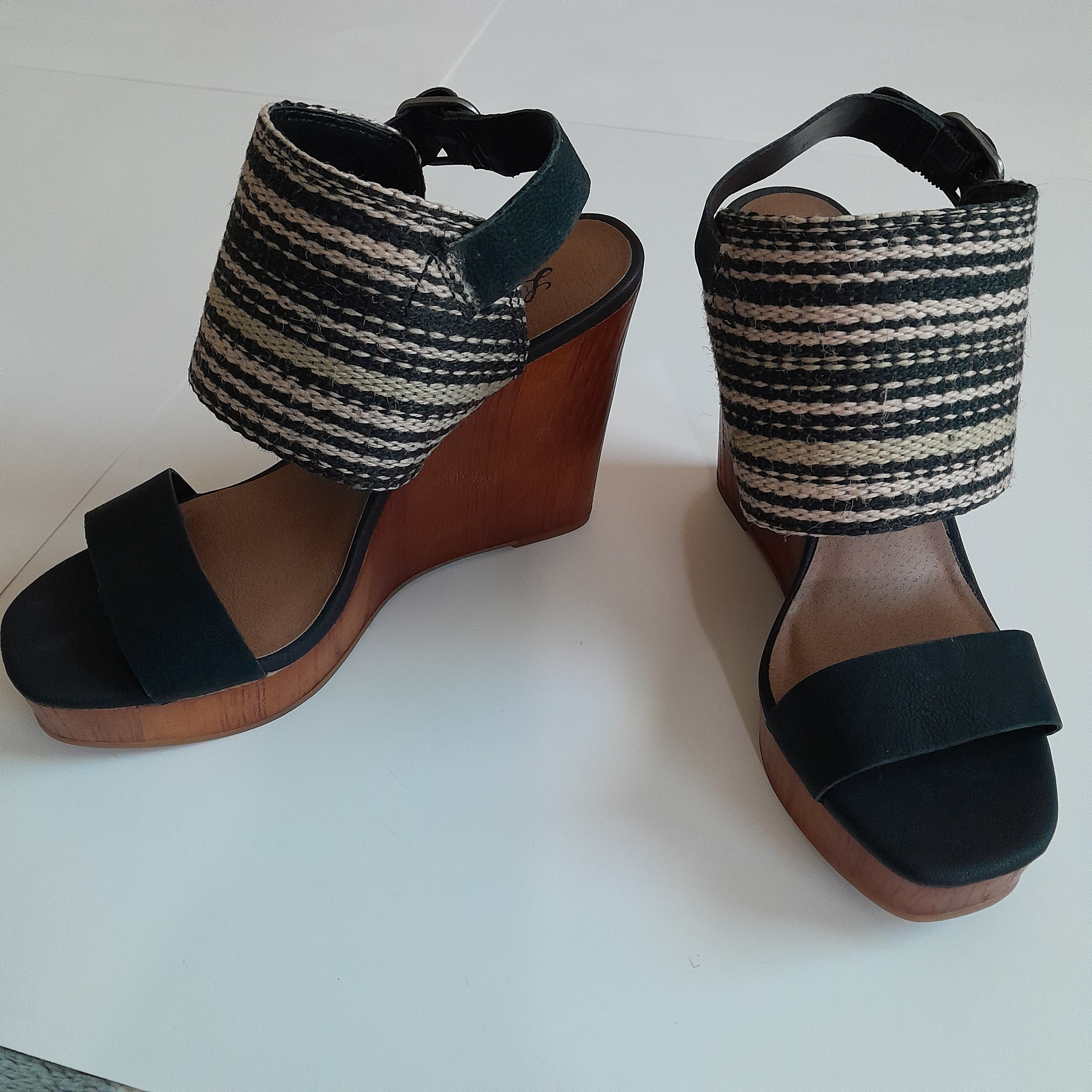Lucky Brand Lucky Brand Women Mika Chunky Wood Platform Size 8.5M Size US 8.5 / IT 38.5 - 9 Thumbnail