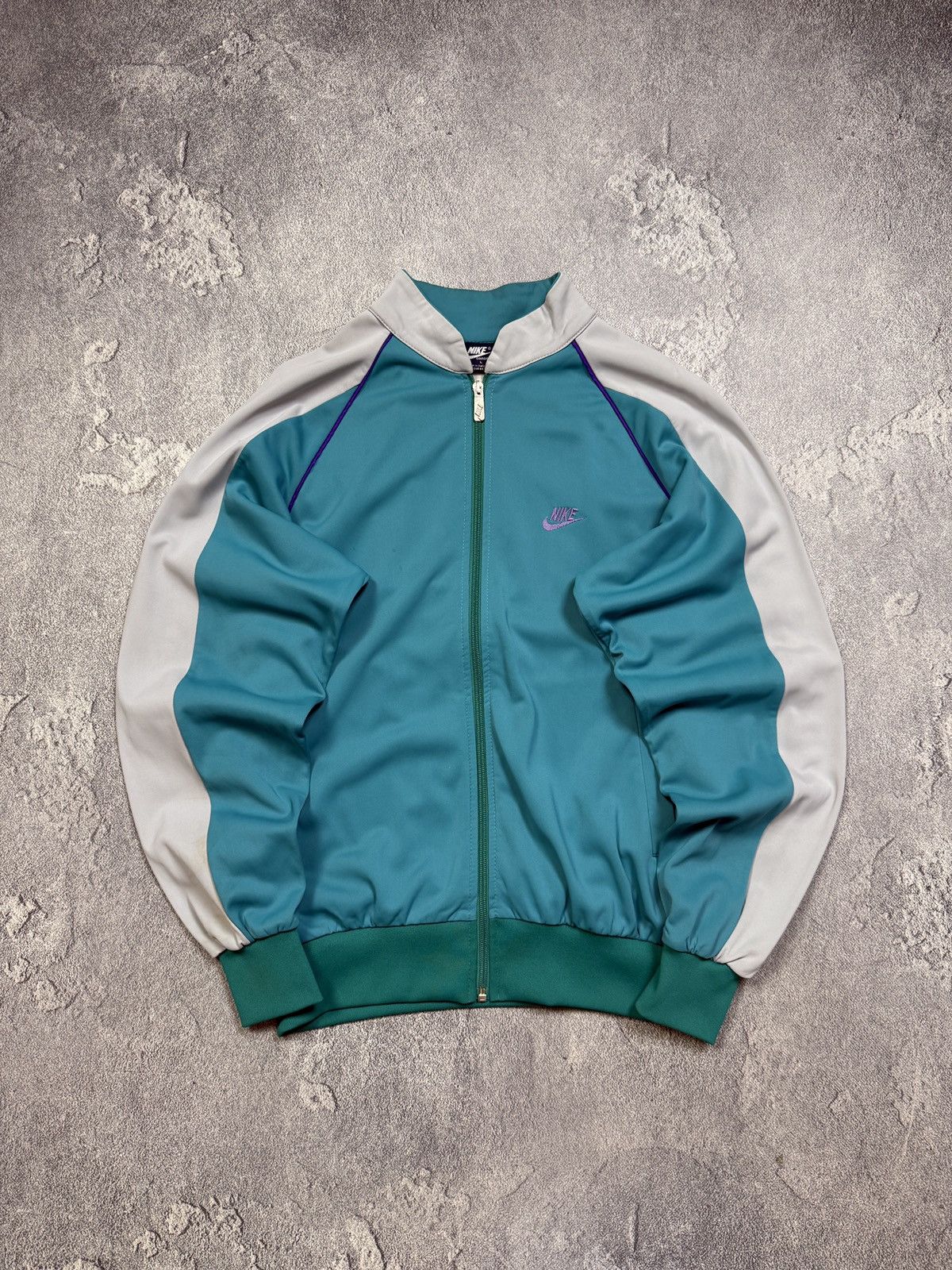 Nike Vintage Nike Track Jacket Big Logo Size US L / EU 52-54 / 3 - 2 Thumbnail