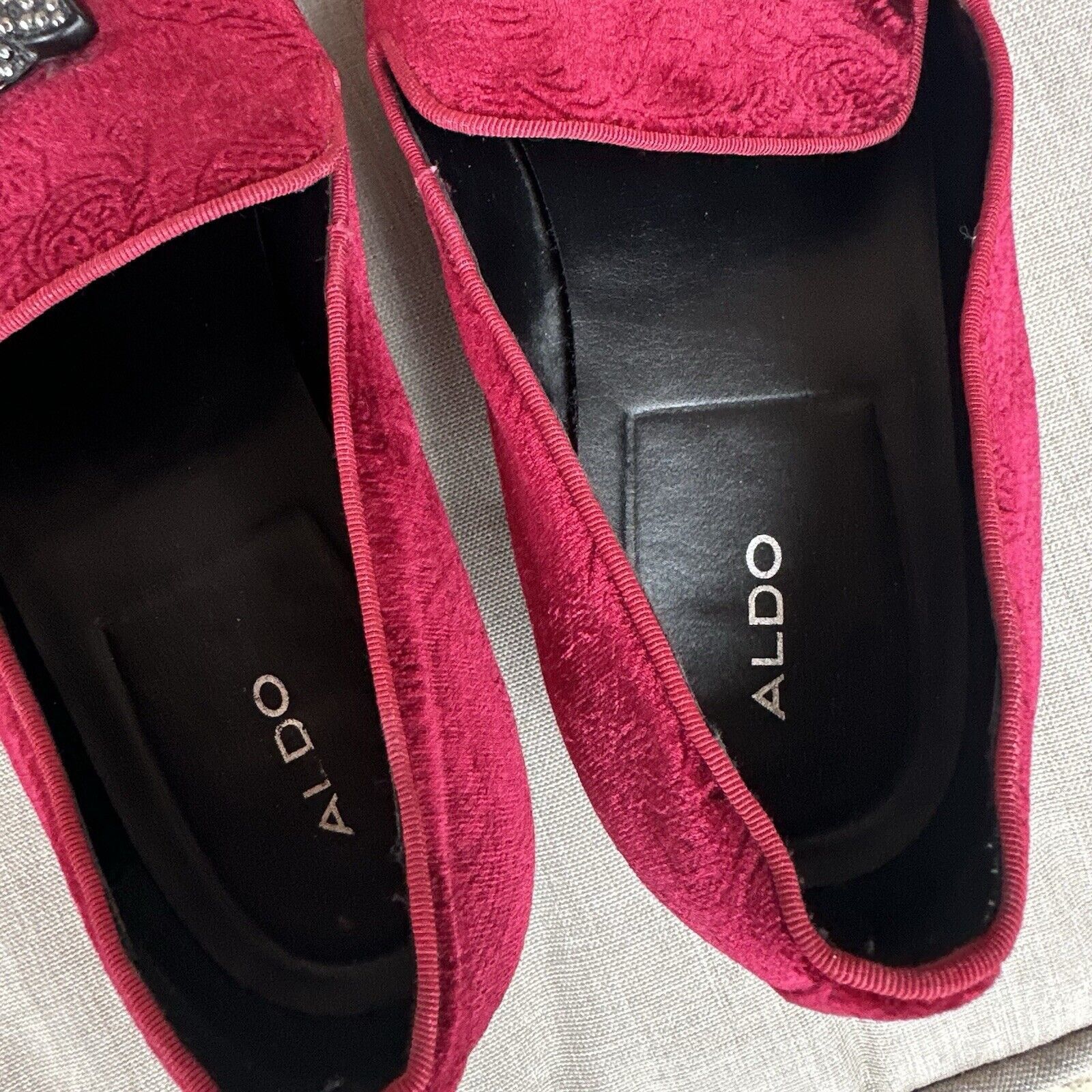 Aldo ALDO Y2K Men Dressy Red Burgundy Velvet Loafers Sz 12 Size US 12 / EU 45 - 6 Thumbnail