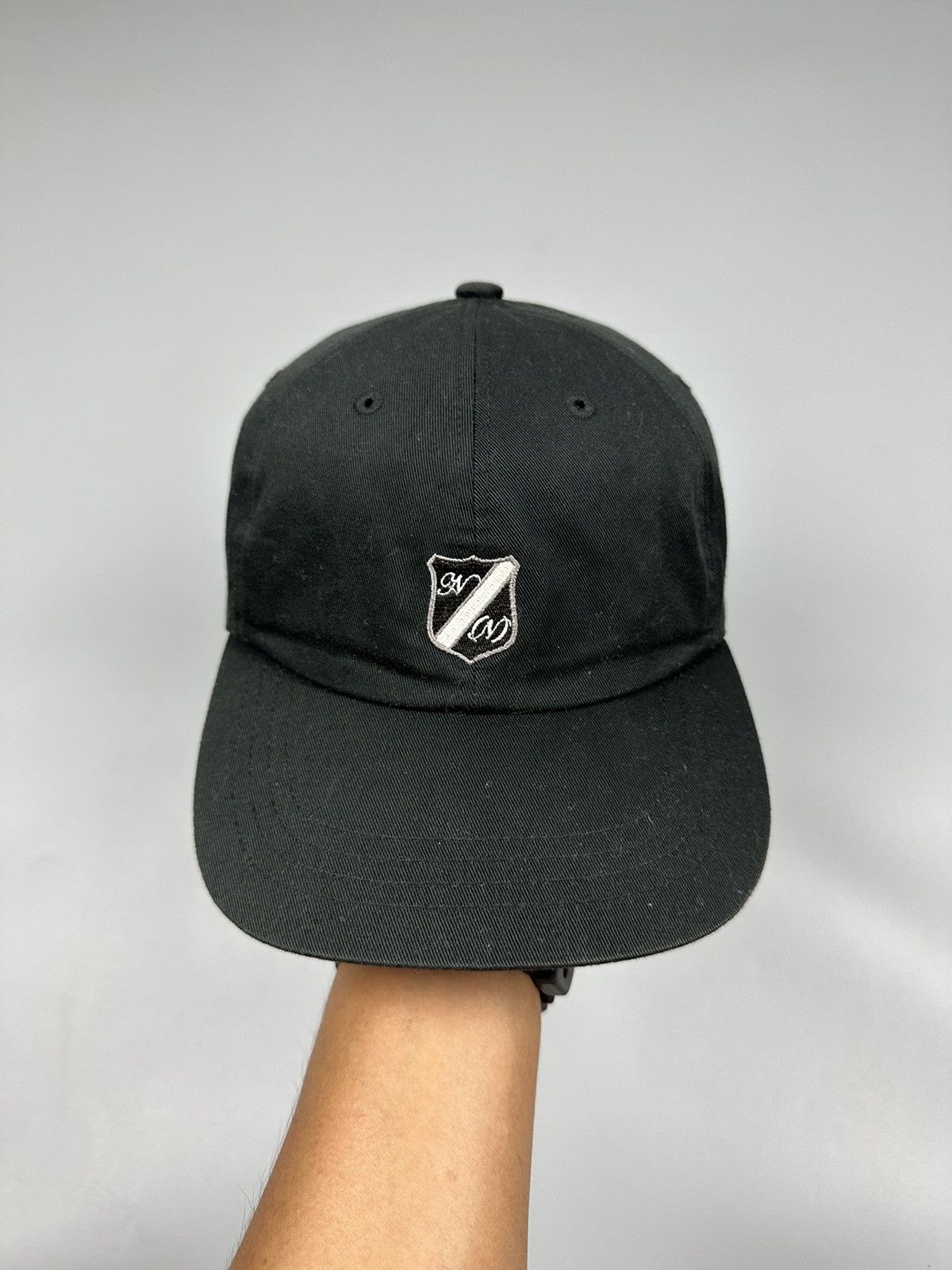Number (N)ine Number Nine University Logo Hats Size ONE SIZE - 1 Thumbnail