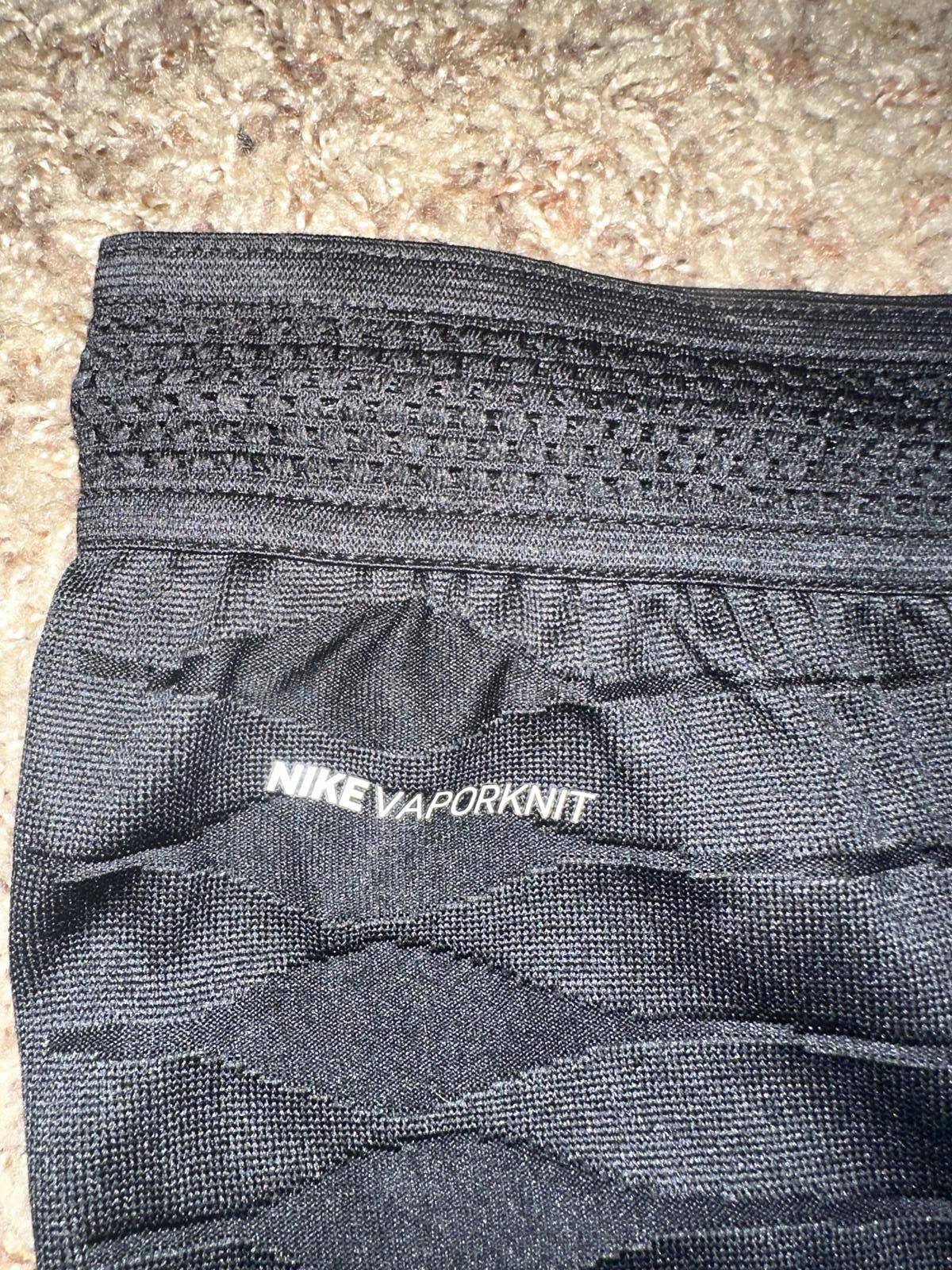 Nike Nike Chelsea FC Elite Pants 'Black Yellow' CW1109-010 Size US 32 / EU 48 - 6 Thumbnail