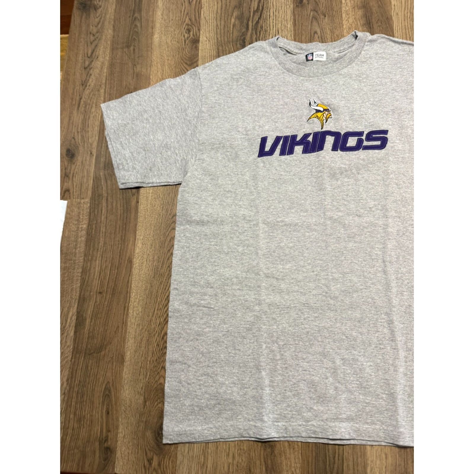NFL NFL Team Apparel Shirt Men's Large Gray Minnesota Vikings Graphic Print Size US L / EU 52-54 / 3 - 4 Thumbnail