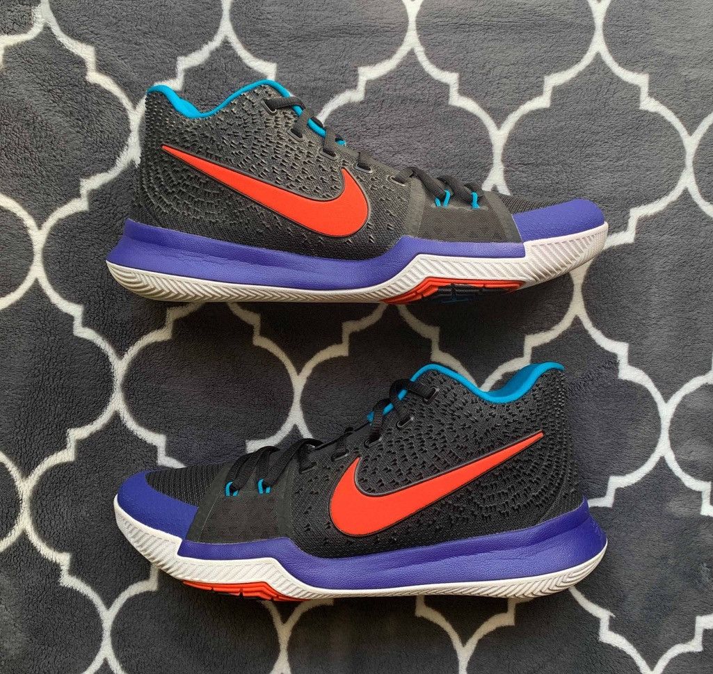Nike Nike Kyrie 3 “Kyrache Light” Size US 10.5 / EU 43-44 - 1 Thumbnail