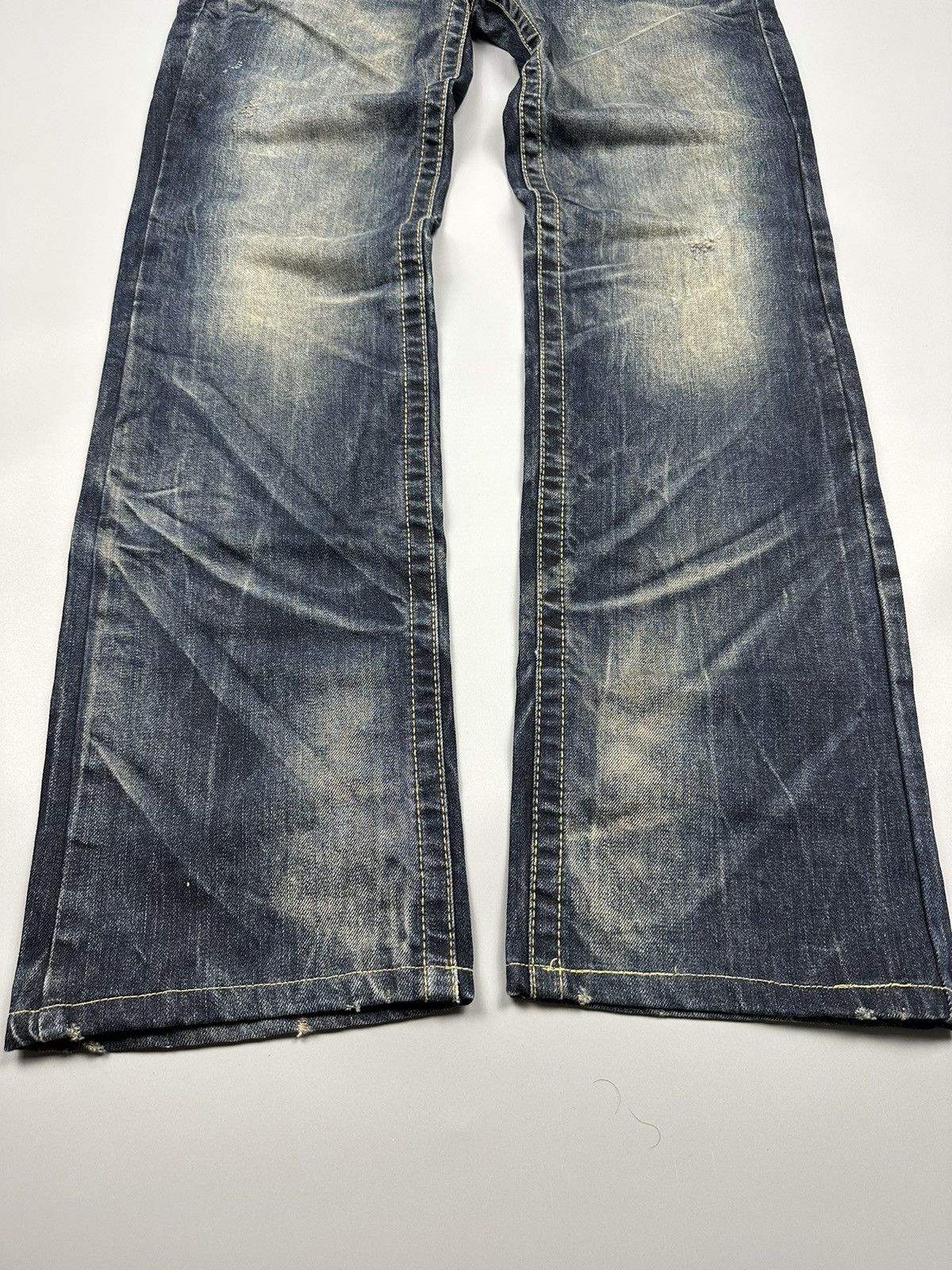 Japanese Brand Distressed Yoshitomo Nara X Lolita Flare Lightning Jeans Size US 34 / EU 50 - 4 Thumbnail