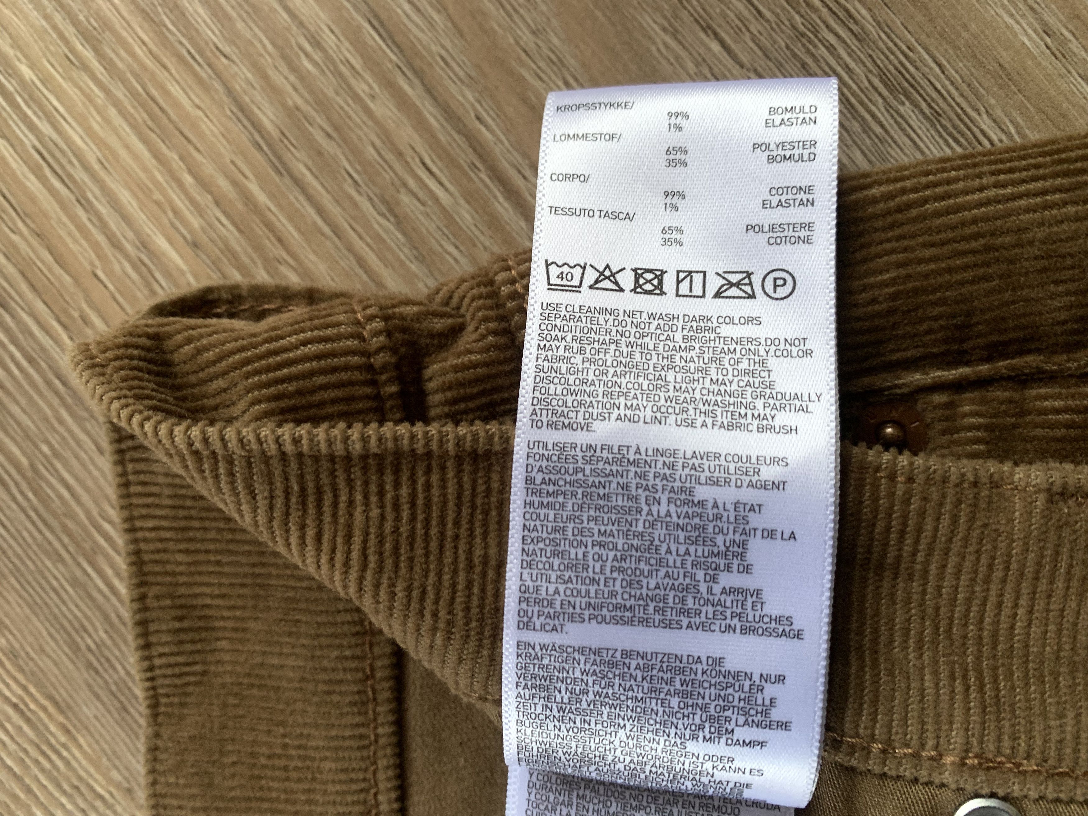 Uniqlo Uniqlo Velvet Corduroy Brown Pants Size 26" / US 2 / IT 38 - 8 Thumbnail
