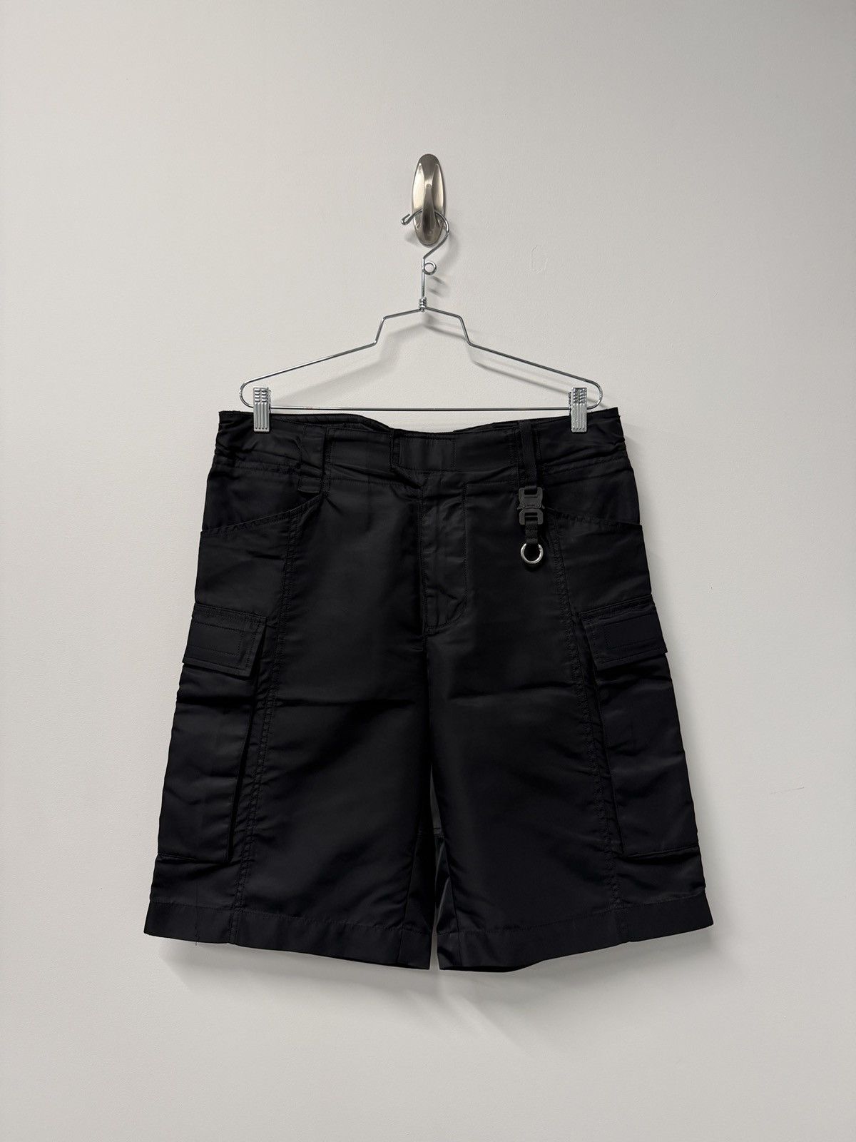 1017 ALYX 9SM Tactical Shorts Size US 32 / EU 48 - 1 Thumbnail