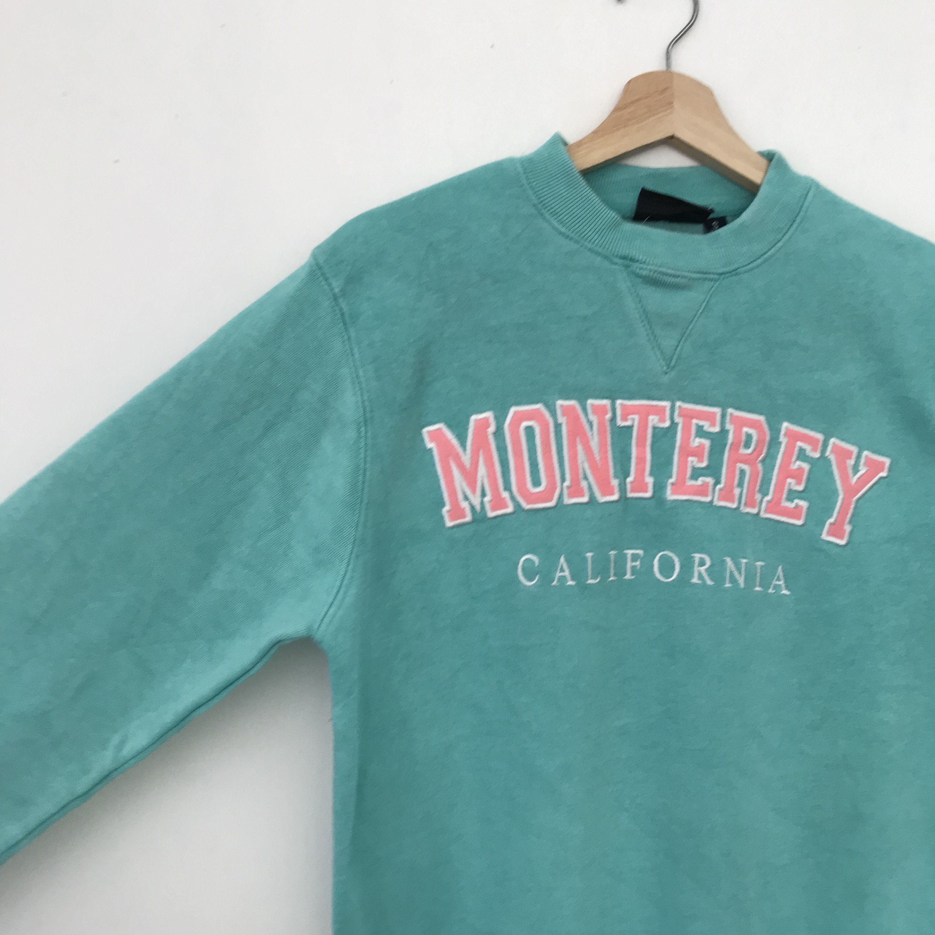 Vintage Vintage Monterey California Green Sweatshirt - 323 Size US S / EU 44-46 / 1 - 4 Thumbnail