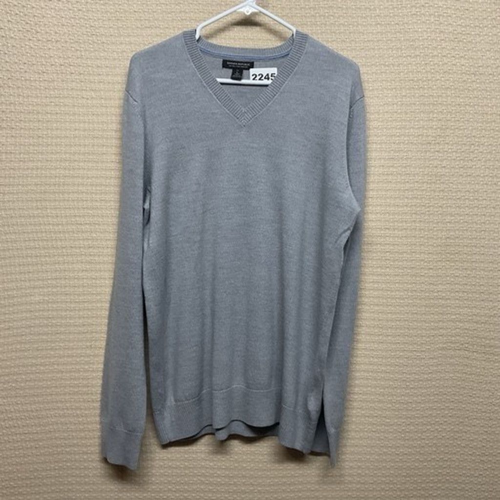 Banana Republic NWOT Banana Republic Gray Wool V-Neck Sweater Men Size L Size US L / EU 52-54 / 3 - 10 Thumbnail