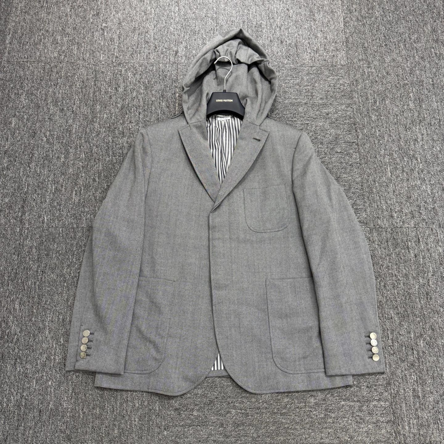Thom Browne Thom Browne Hooded Wool Blazer 2 (98 New) Size XS / US 0-2 / IT 36-38 - 1 Thumbnail