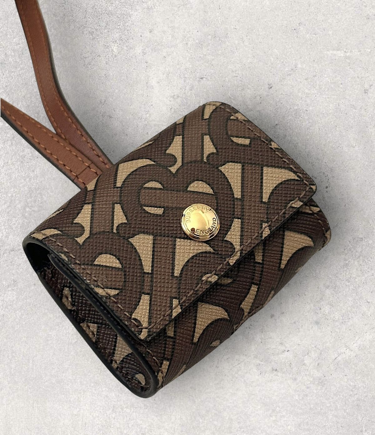 Burberry Burberry TB Monogram AirPod Pro Case Size ONE SIZE - 2 Thumbnail