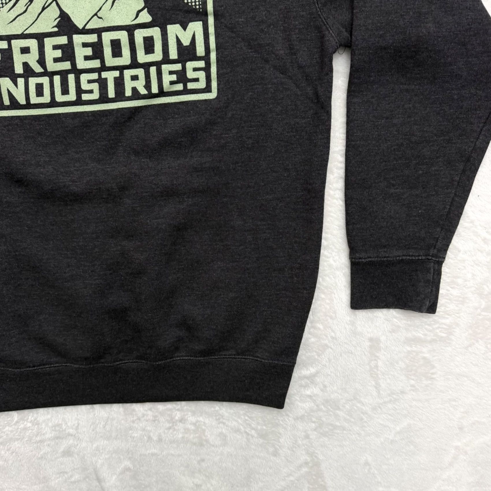 Industrie Freedom Industries Hoodie Mens M Gray Fleece Pullover Graphic Print Hooded Pockets Crew Neck Size US M / EU 48-50 / 2 - 5 Thumbnail