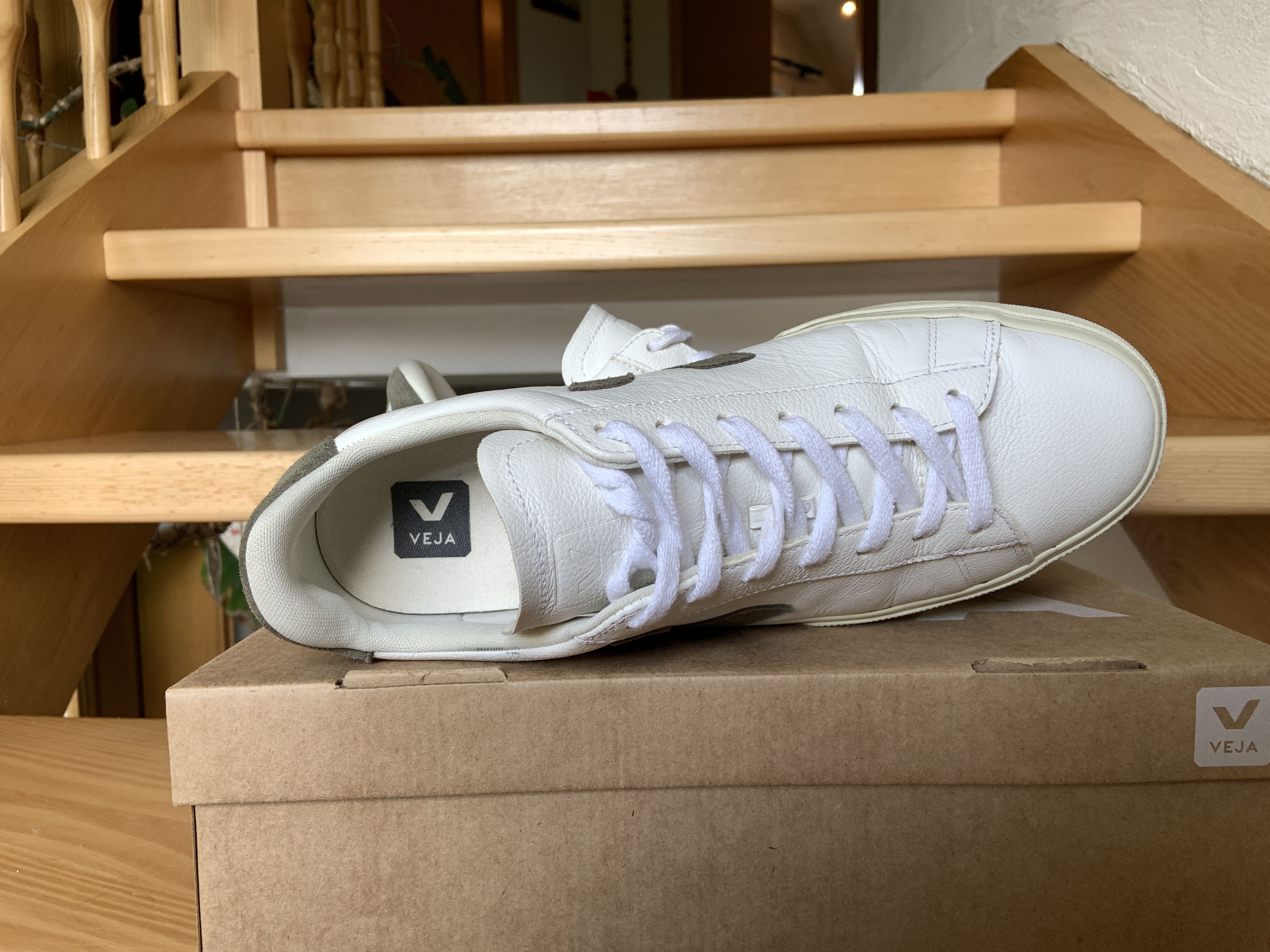 Veja Campo chrome-free leather Size US 10 / EU 43 - 7 Thumbnail