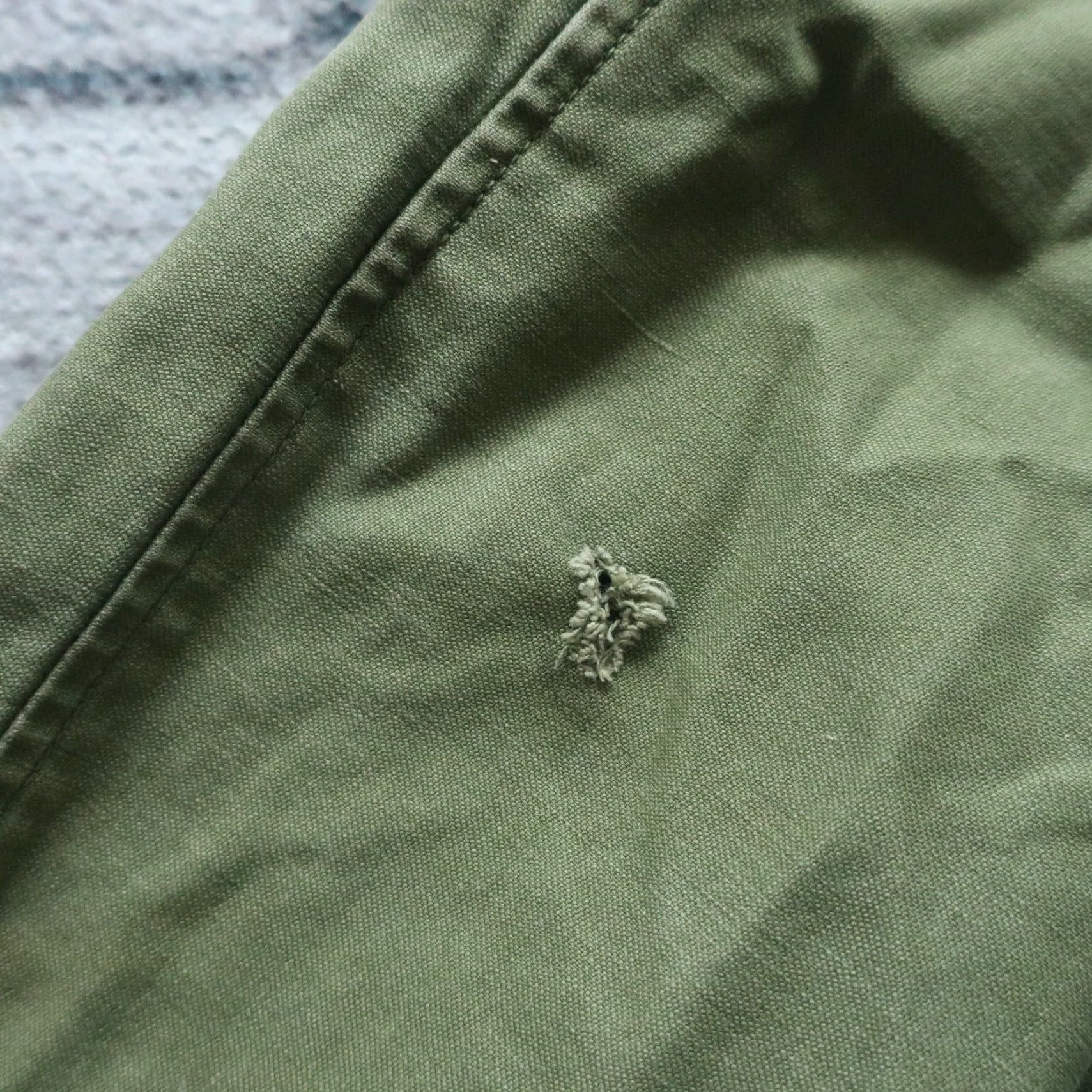 Vintage VINTAGE Vietnam War Era US Military J-4883B Field Jacket Wind Resistant OG 107 Shirt Mens Small Long Military Green John Ownbey Co. Inc Size US S / EU 44-46 / 1 - 7 Thumbnail