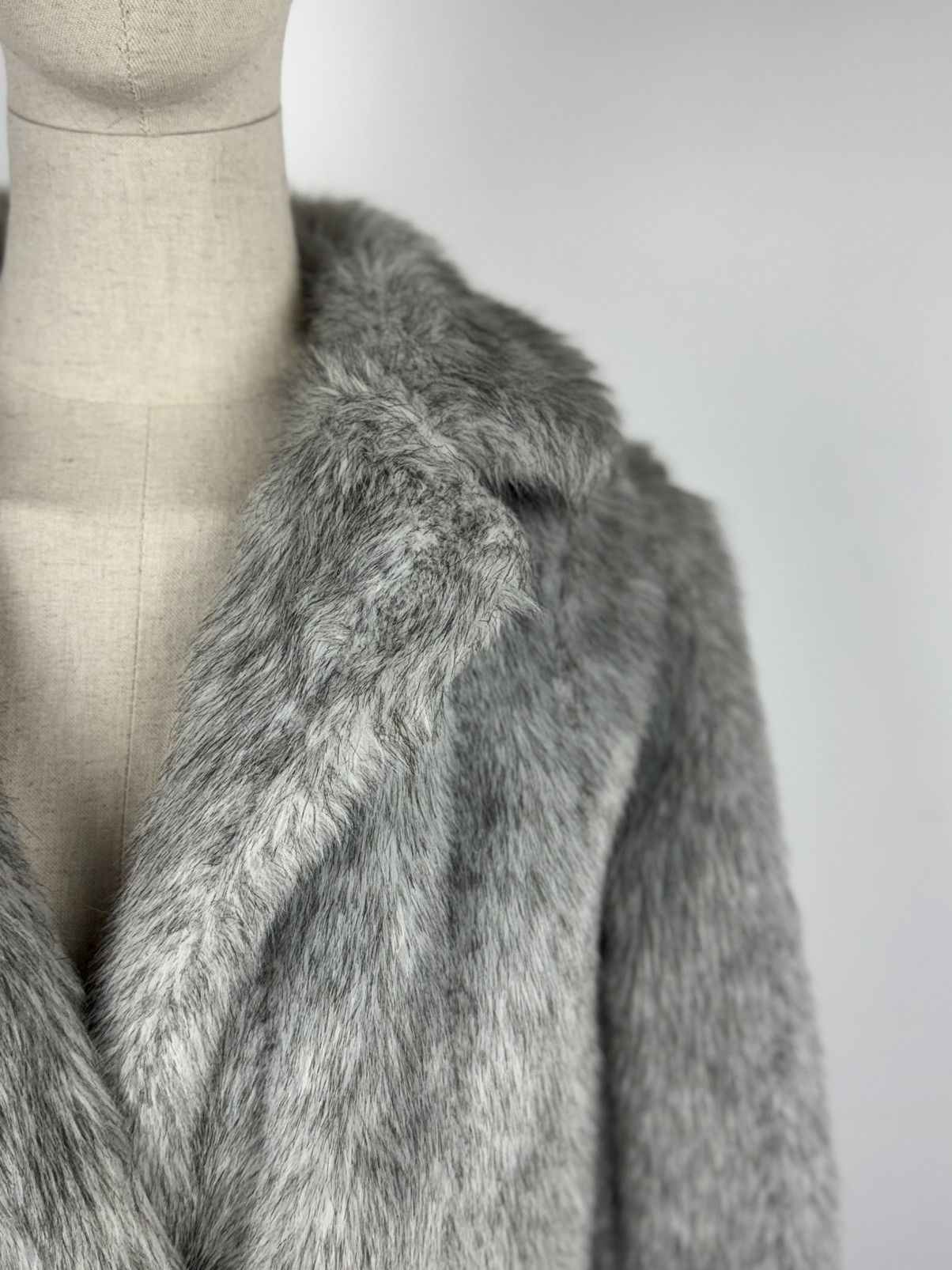 Vintage Women’s Vintage Astraka Of London Faux Fur Coat size 10 Size L / US 10 / IT 46 - 3 Thumbnail